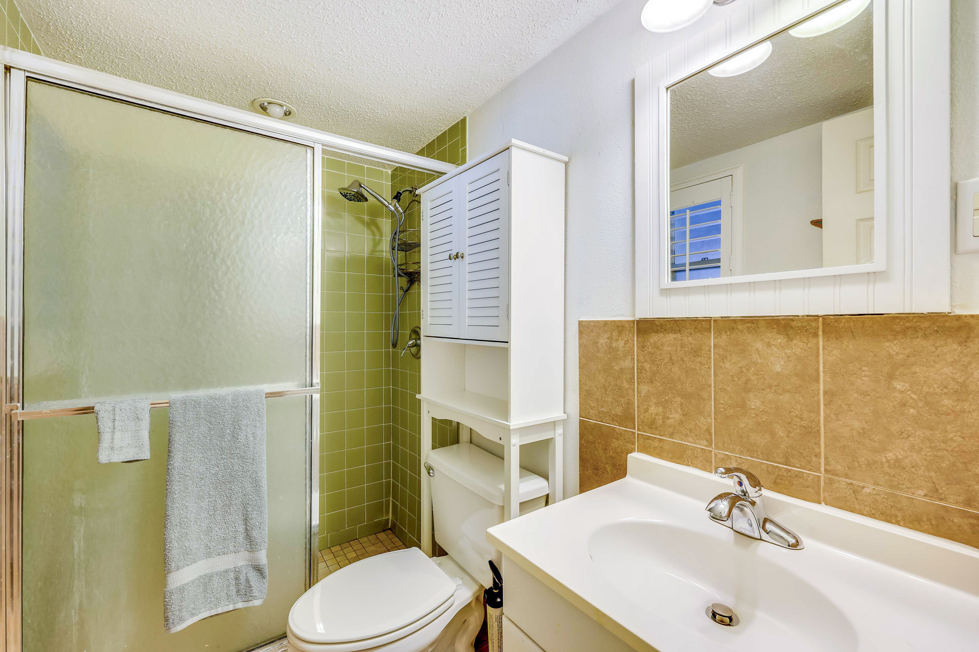 Full Bathroom
