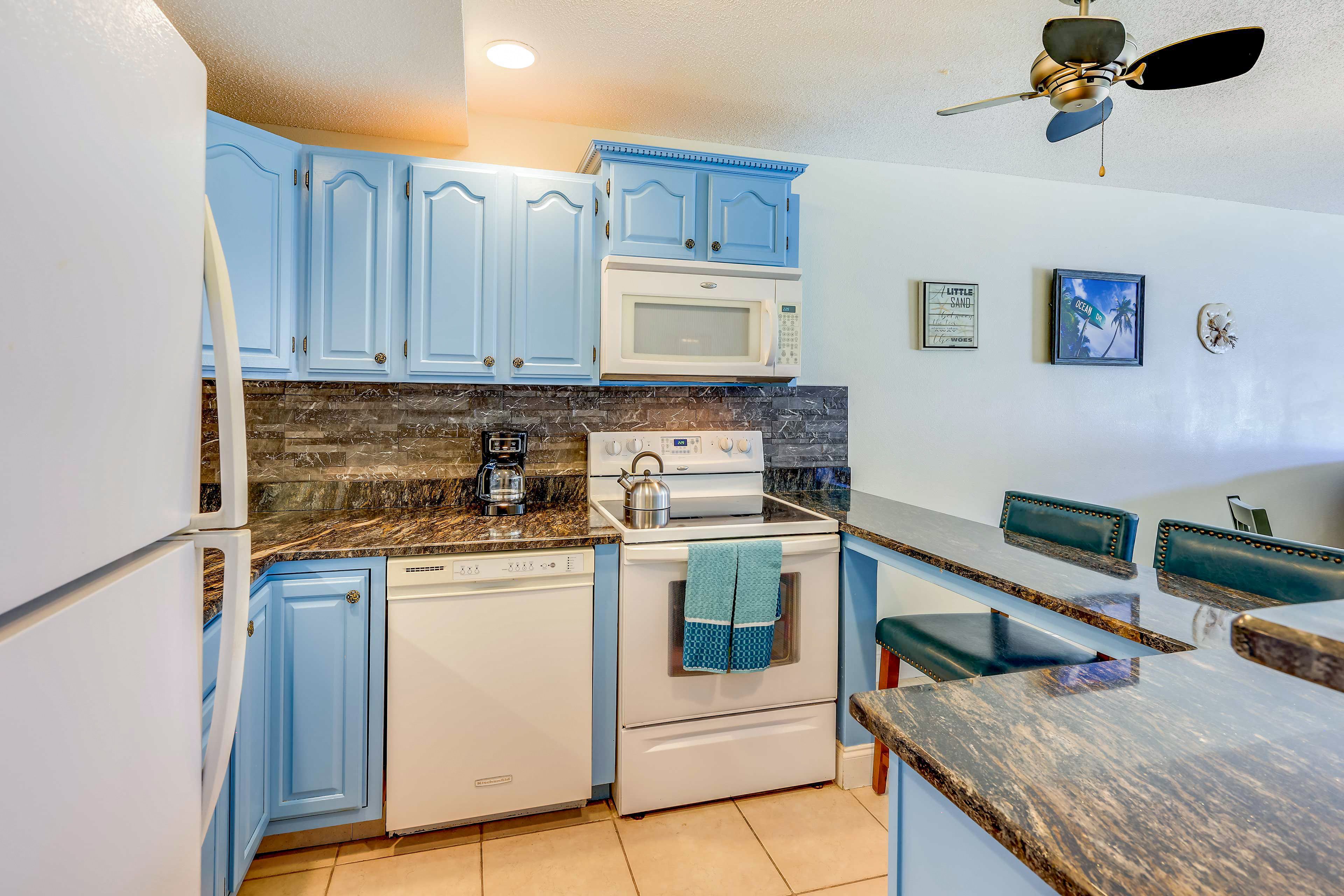 Kitchen | Dishwasher | Drip Coffee Maker | Tea Kettle | Toaster