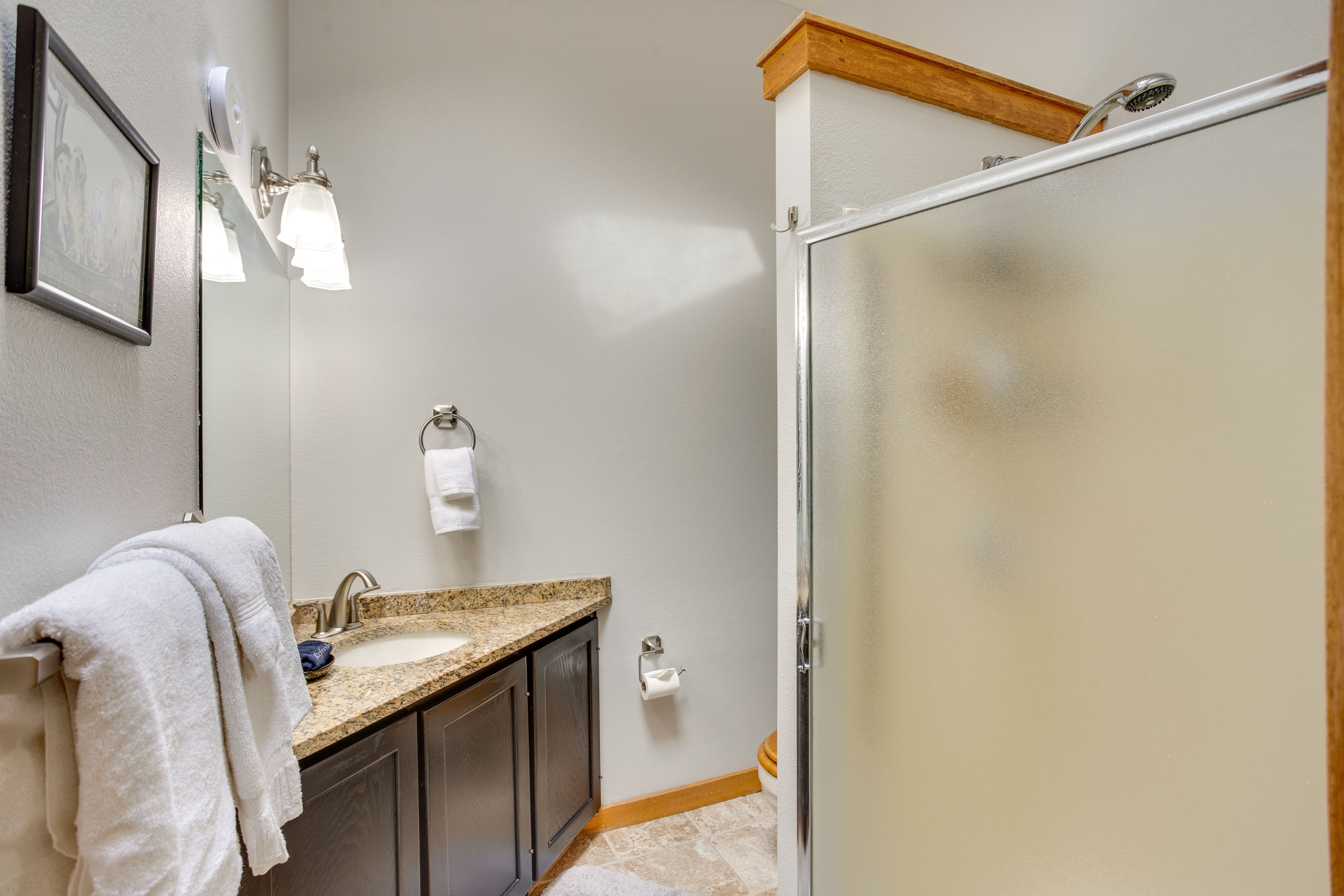 En-Suite Bathroom | Towels Provided | 3rd Floor