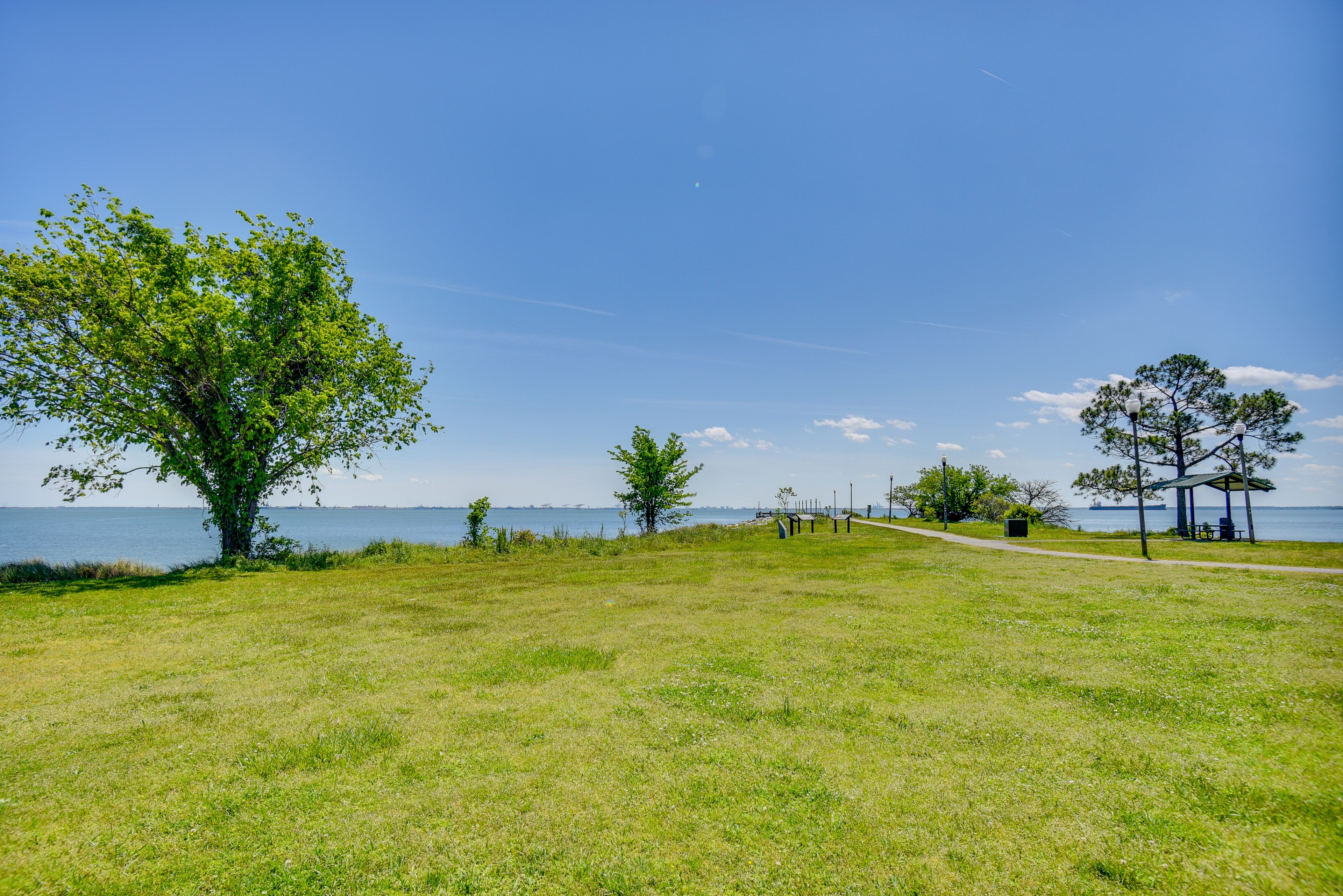 Cottage Exterior | Monitor-Merrimac Overlook Park (0.9 Miles)