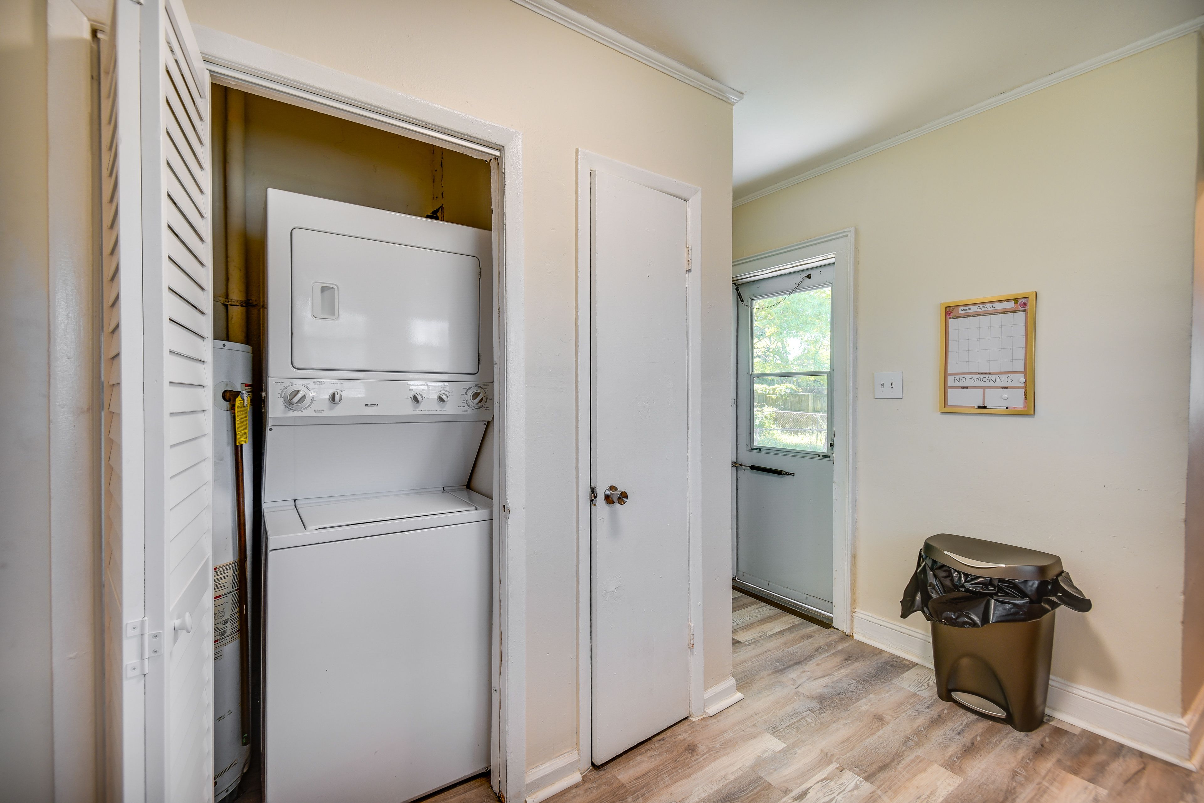 Laundry | Iron/Board