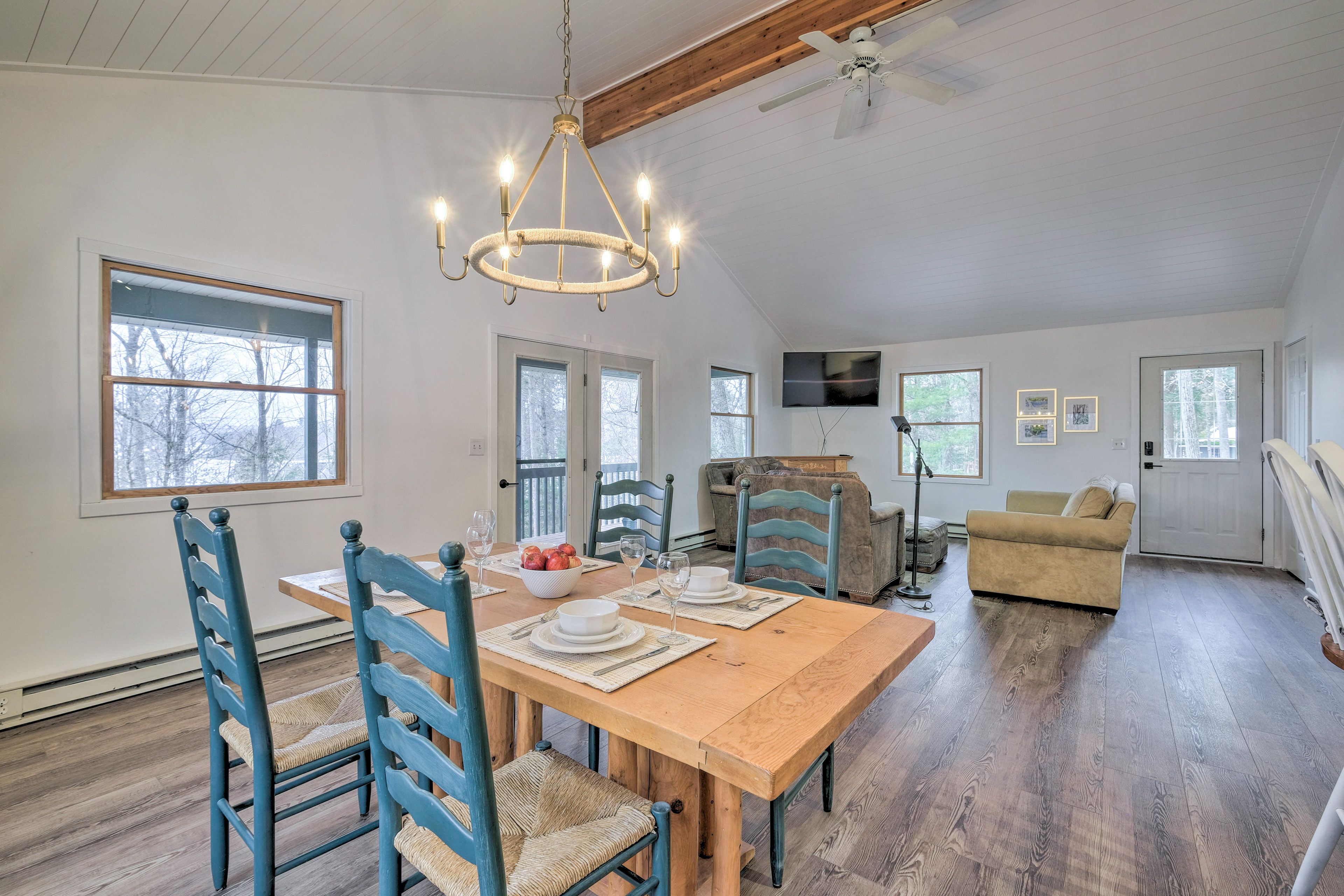 Dining Room | 2nd Floor | Fully Equipped Kitchen | Dishware & Flatware