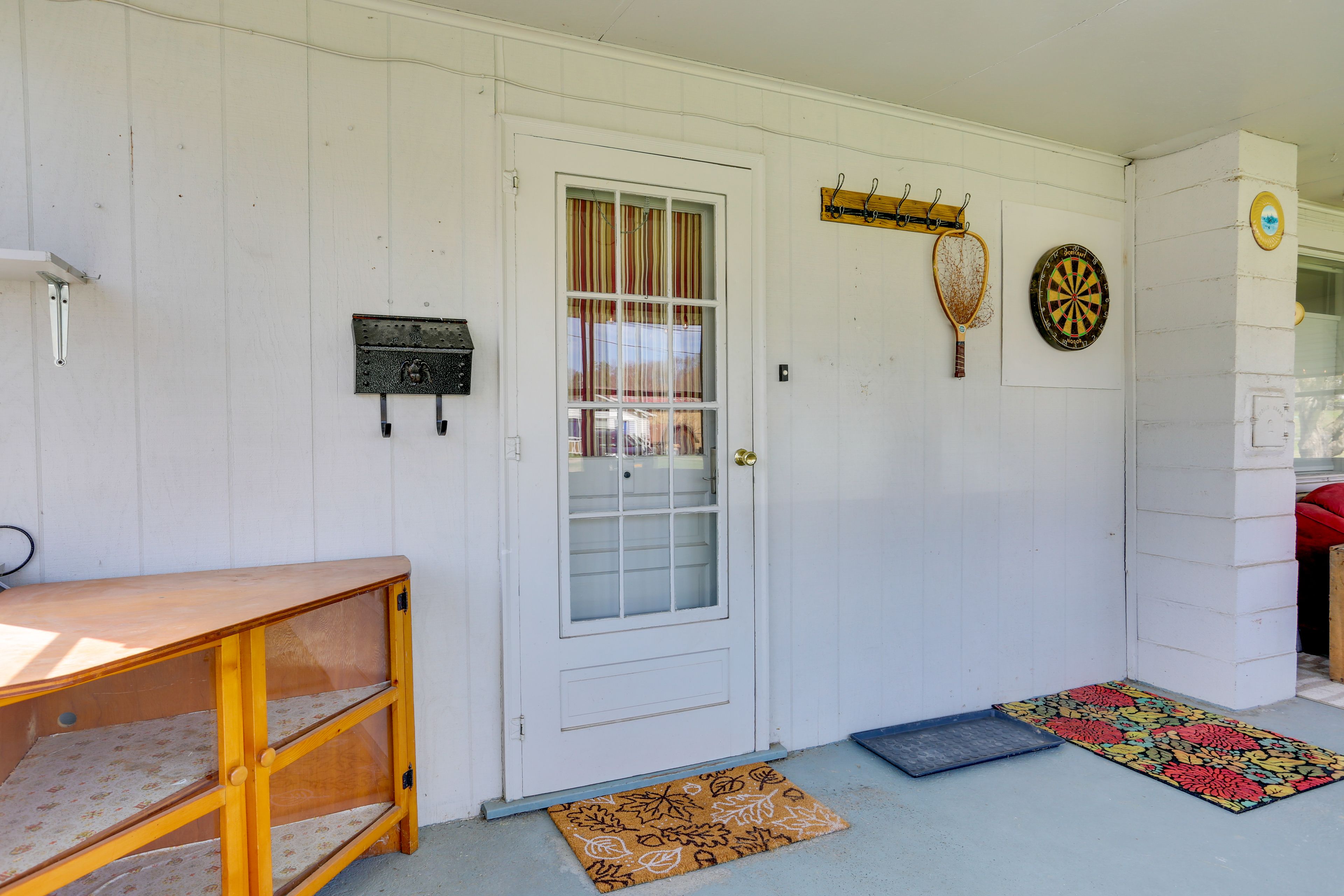 Shared Screened Porch