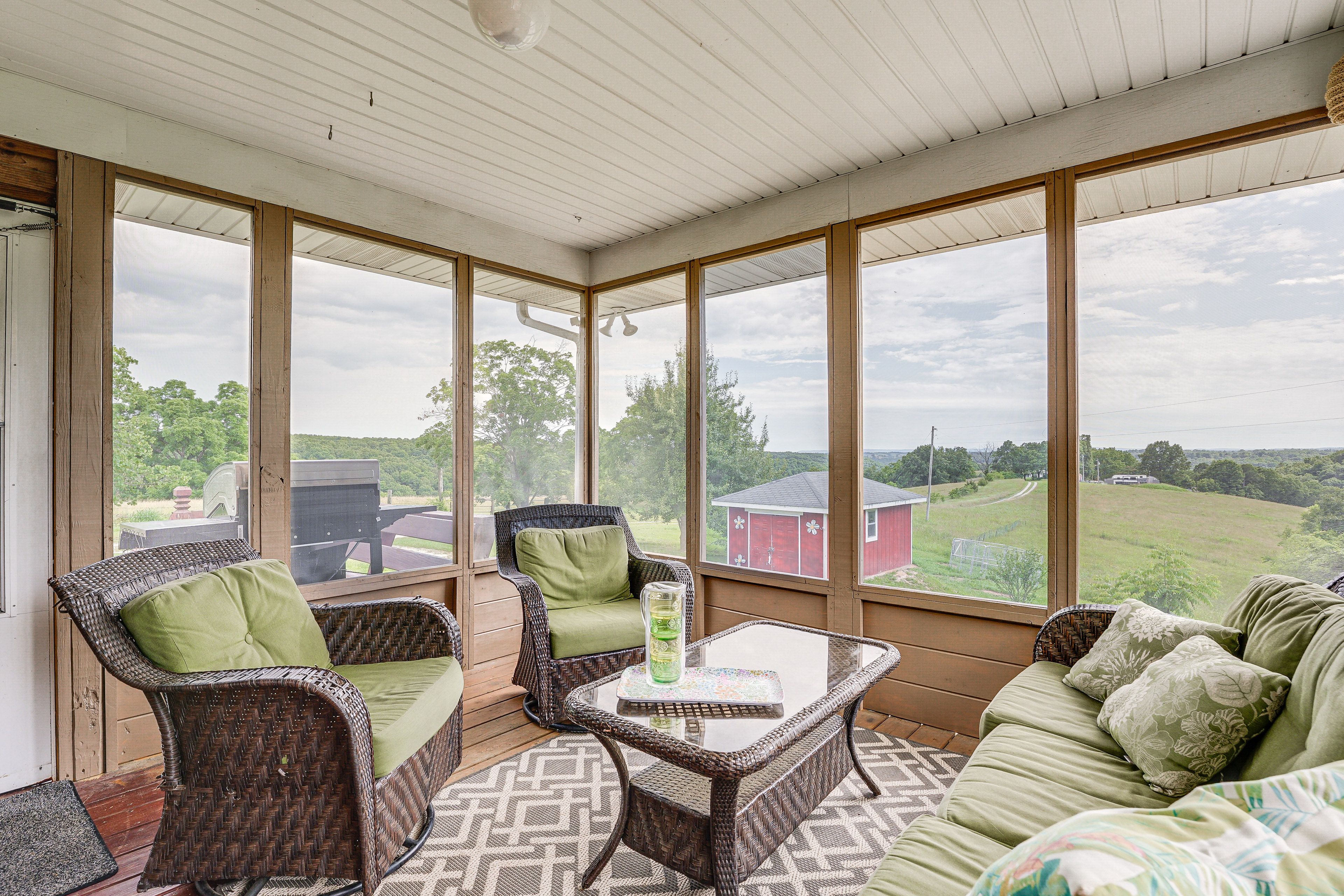 Screened Porch | 1st Floor