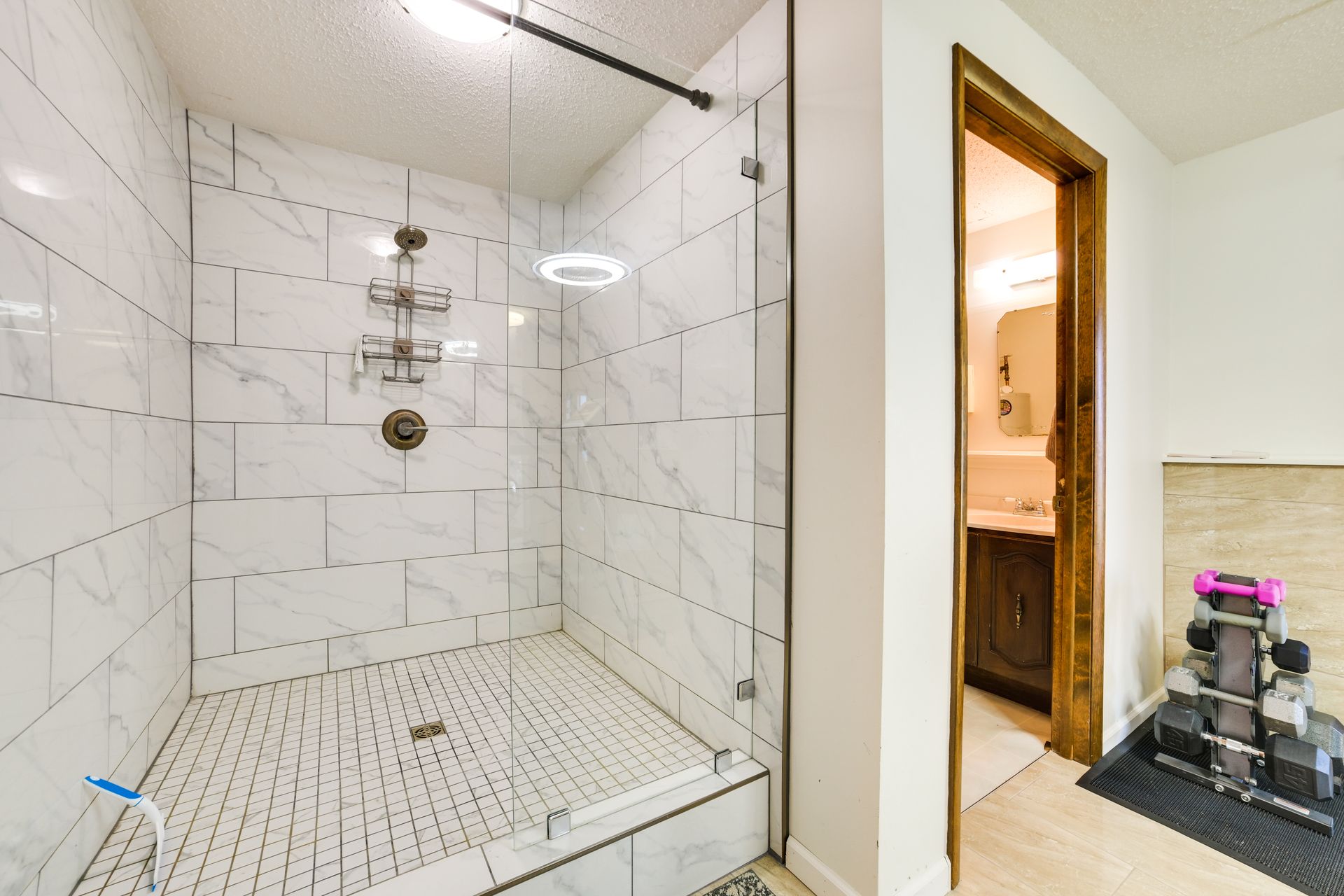 Full bathroom — lower level