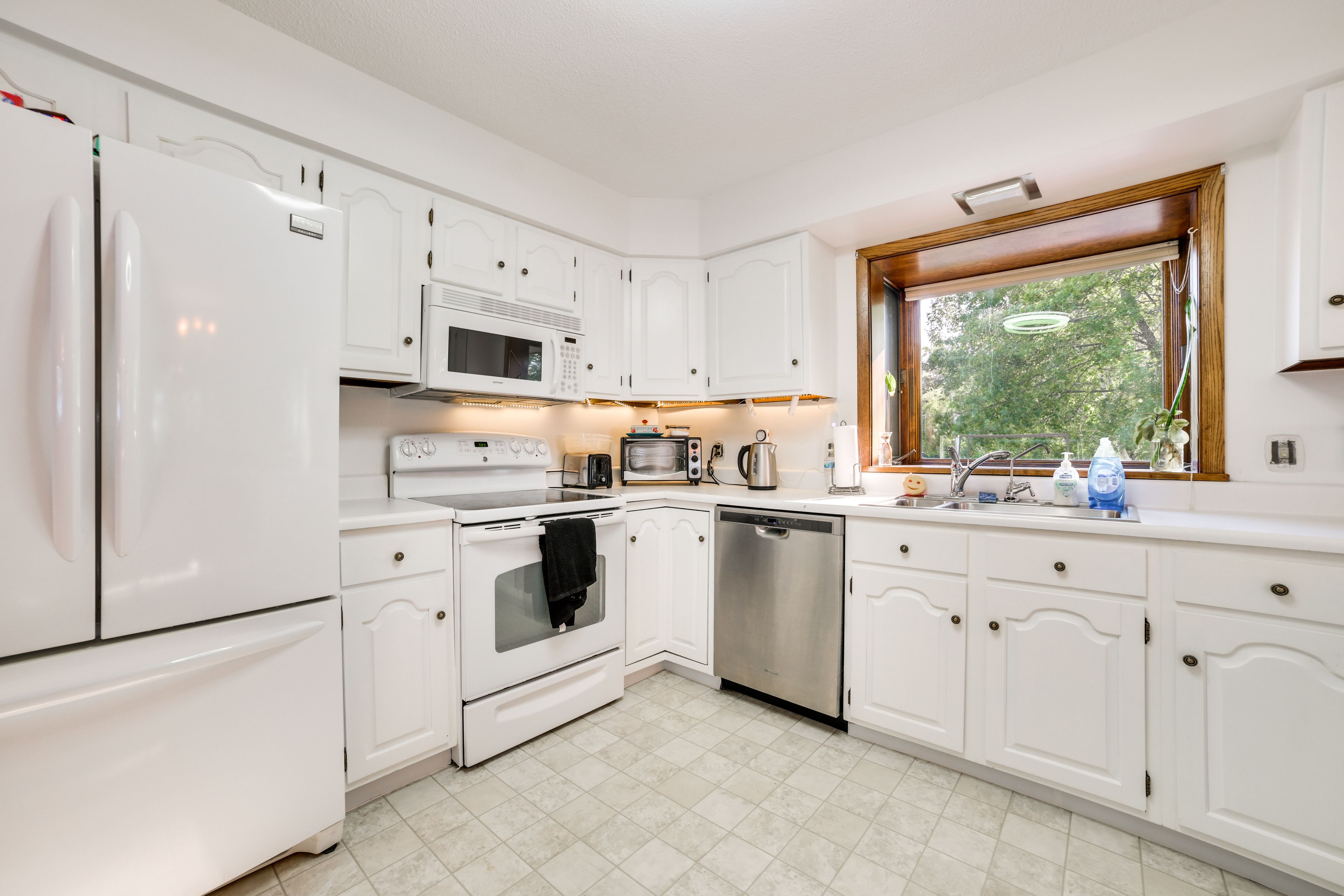 Kitchen | Main Level | Slow Cooker