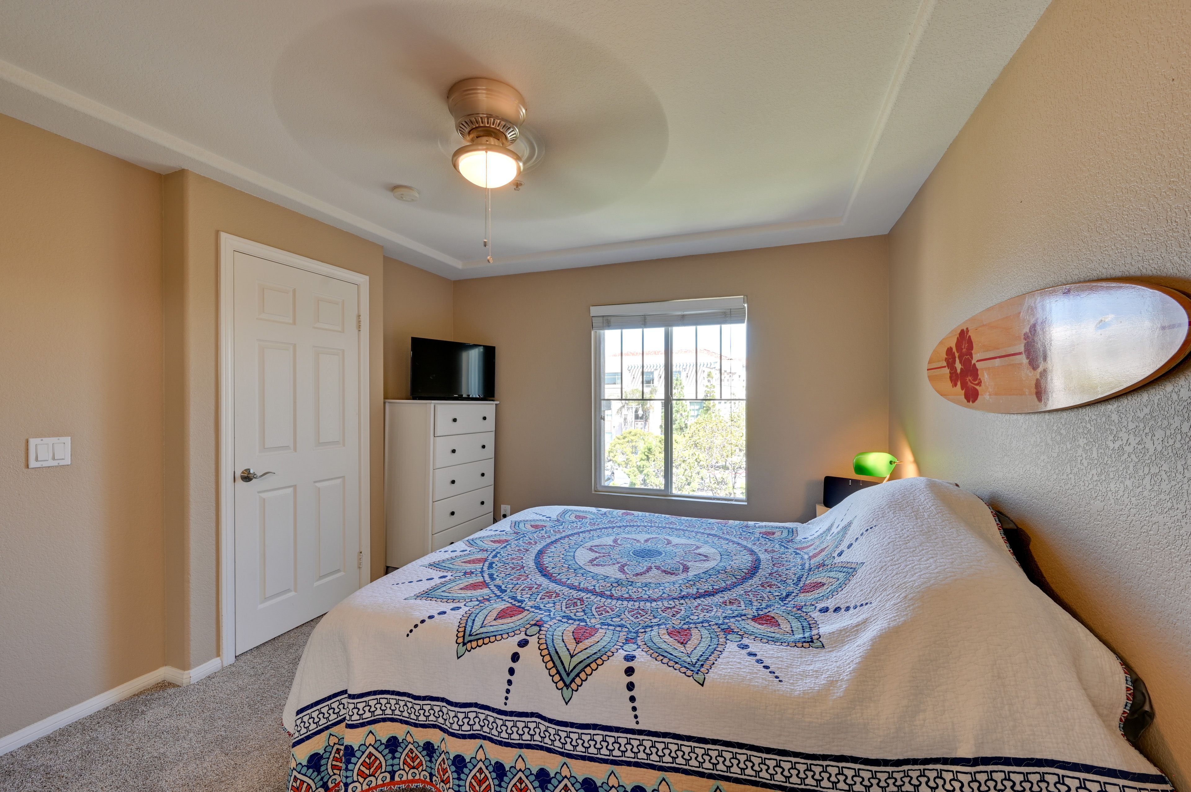 Bedroom 2 | Queen Bed | Smart TV | Mini Fridge