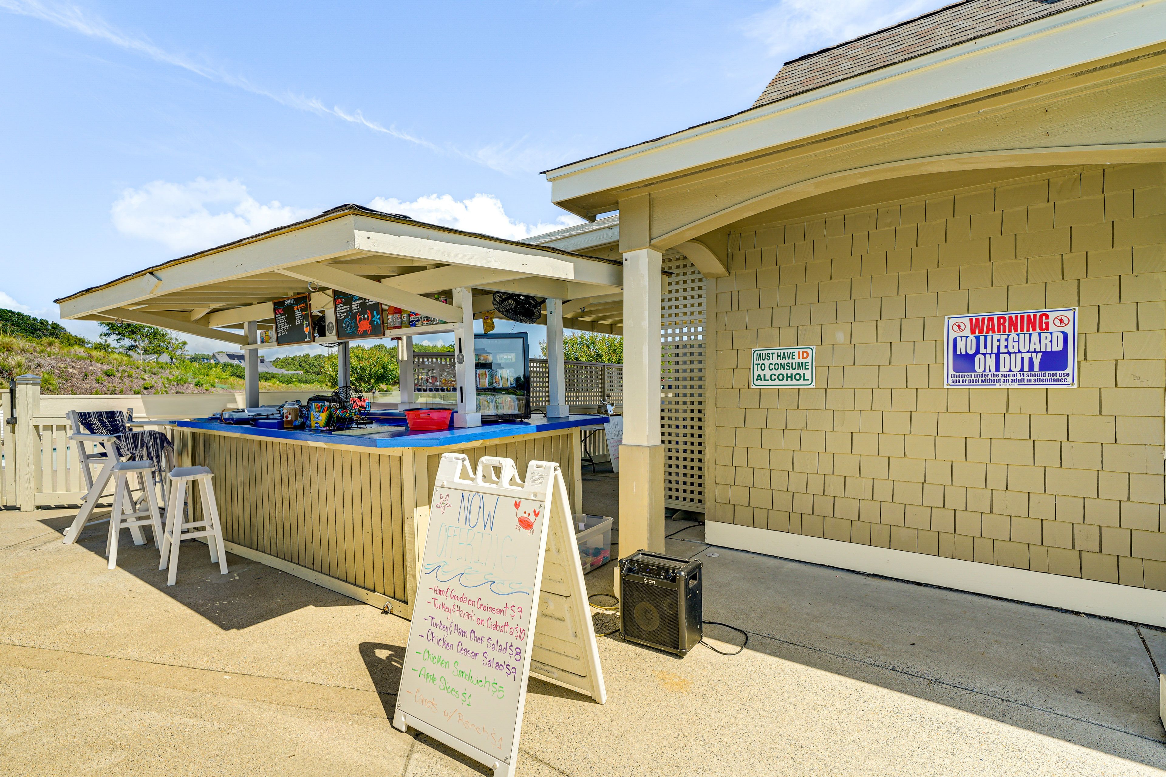 Poolside Bar