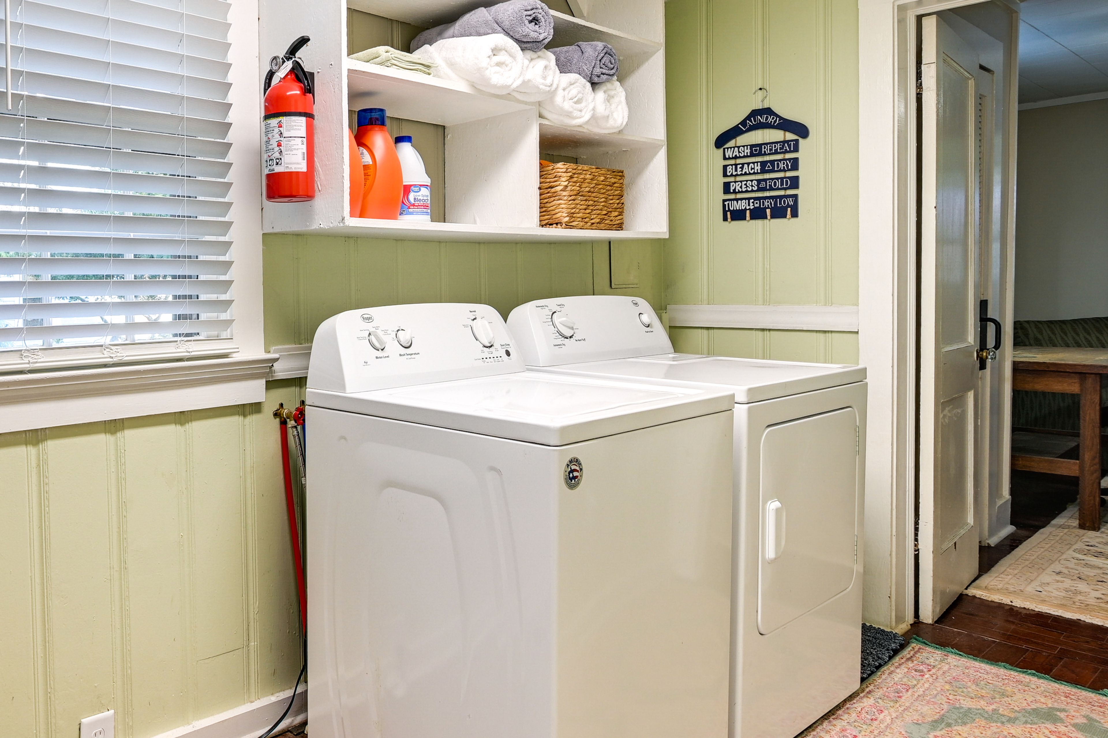 Washer & Dryer