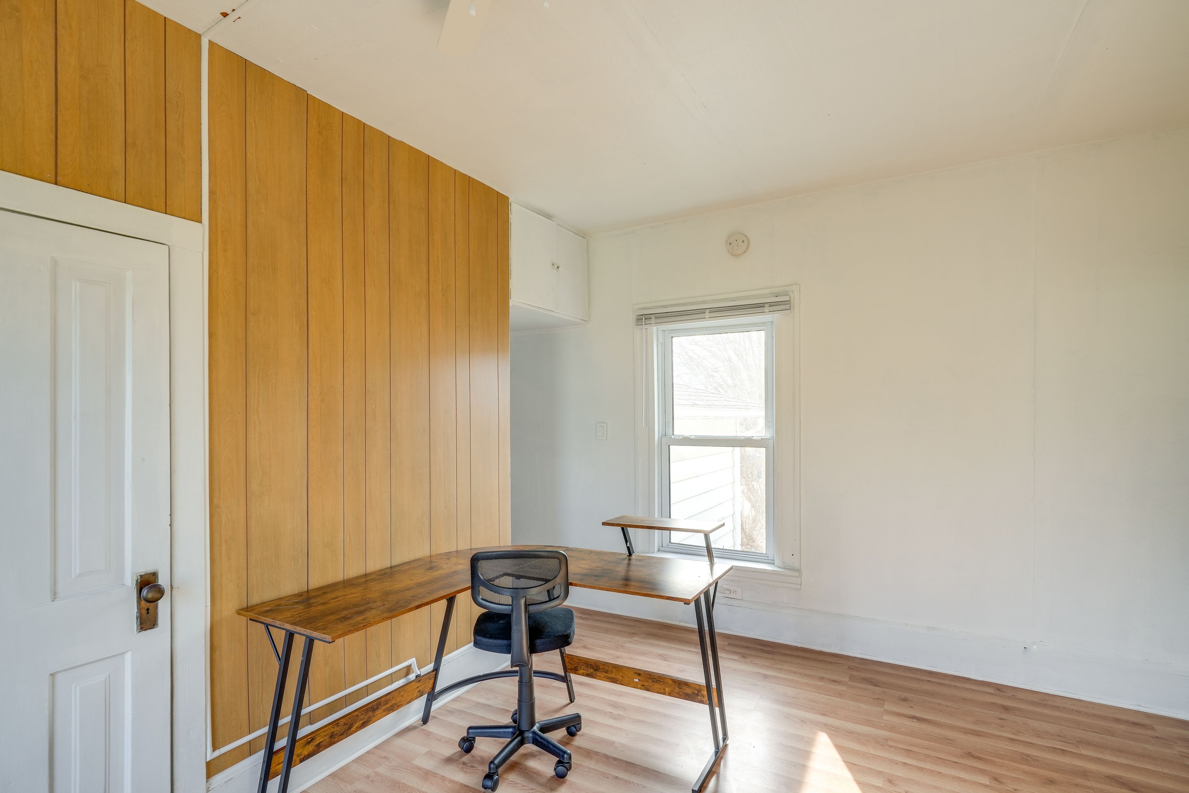 Office | Dedicated Workspace