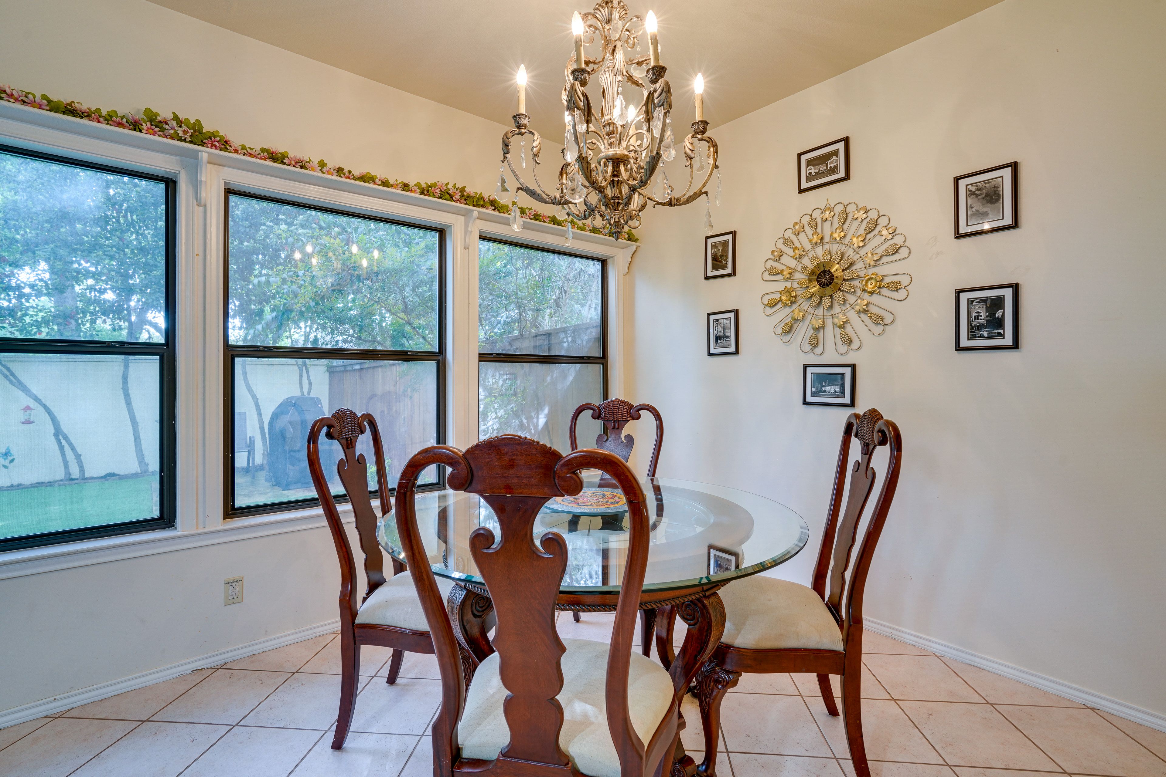 Breakfast Nook