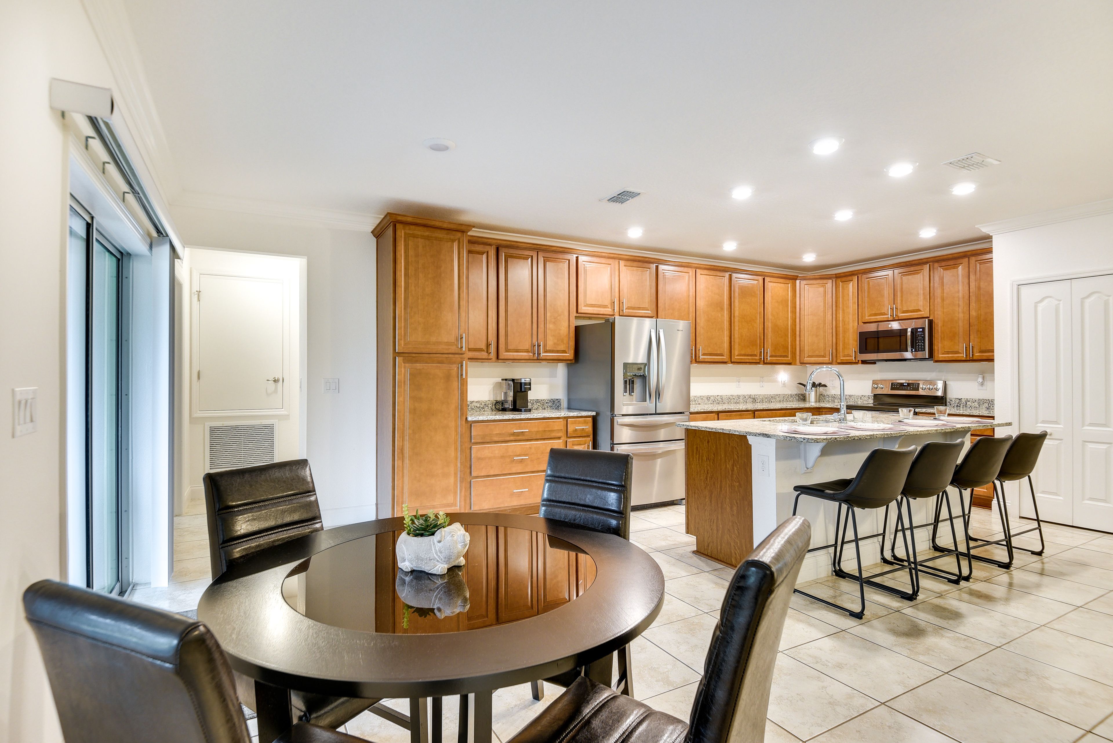 Dining Area  | Dining Table | Dishware/Flatware