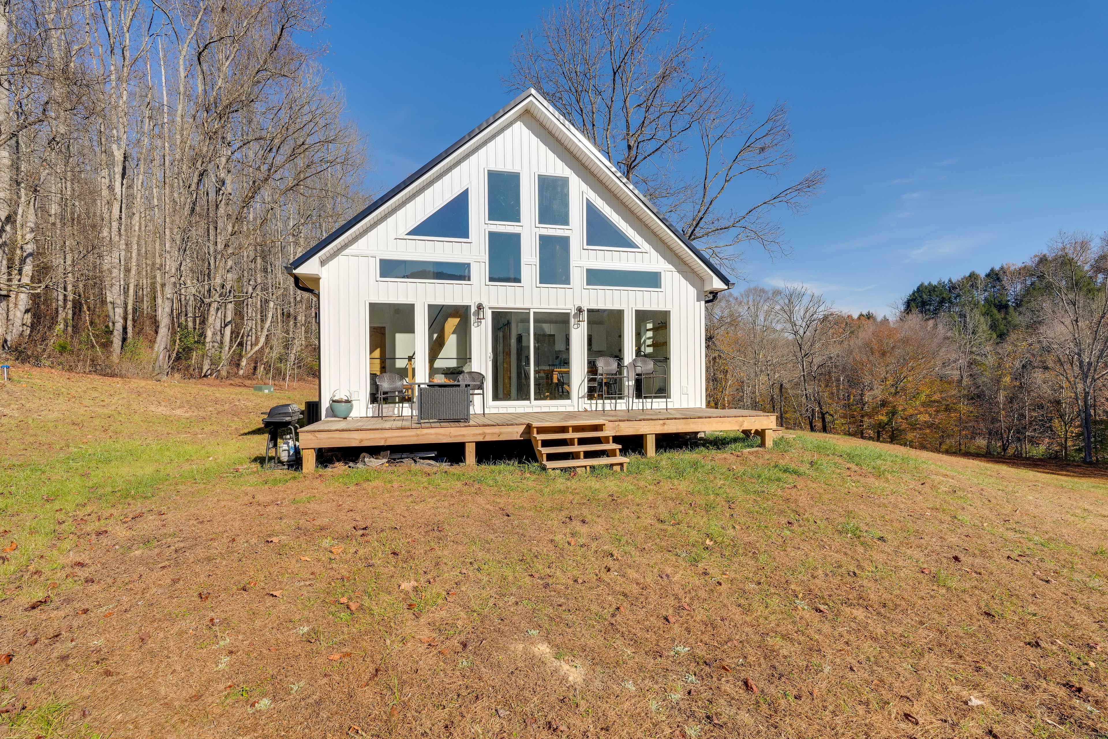 Exterior | Private Yard | Wood-Burning Fire Pit