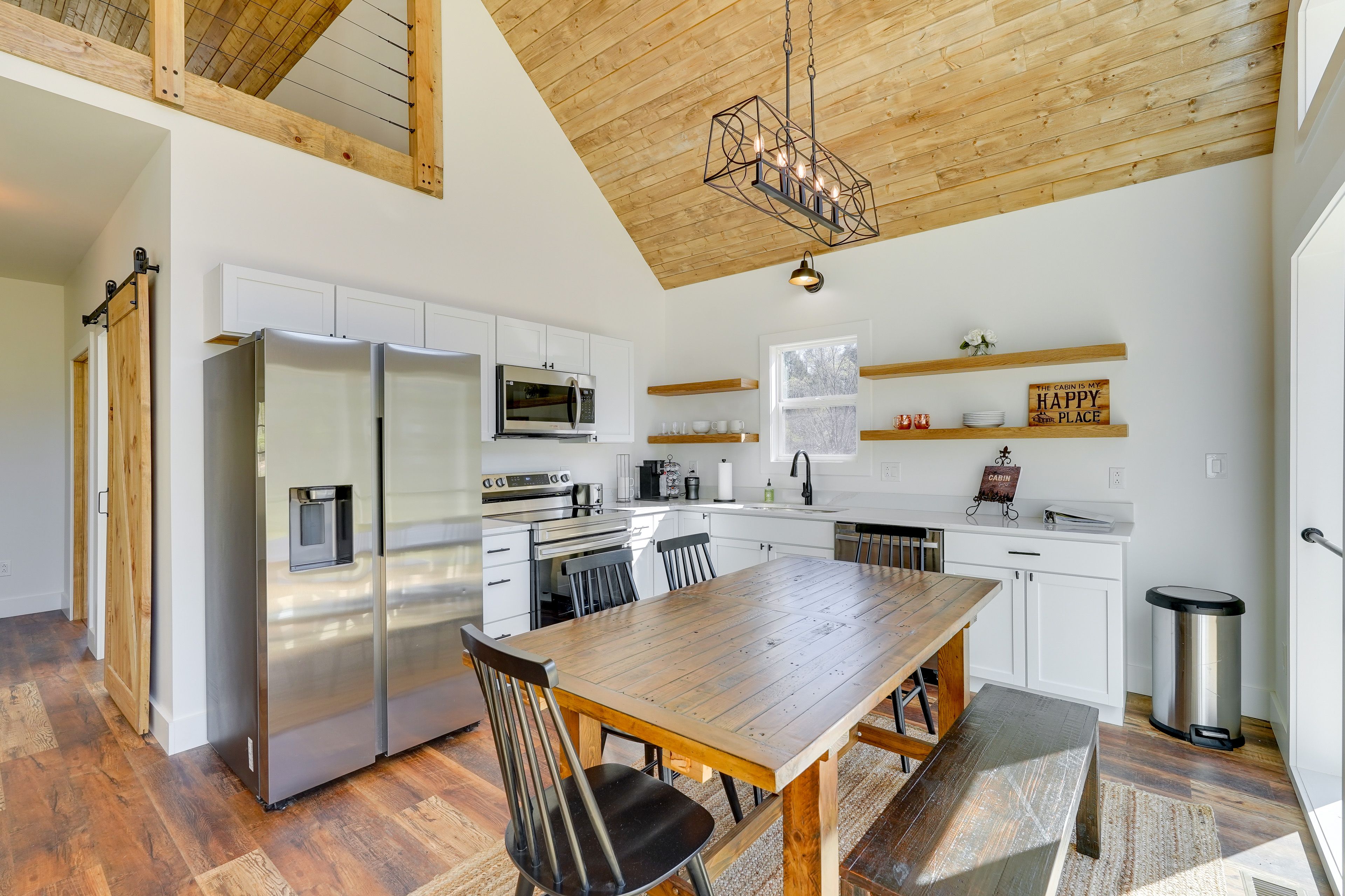 Dining Area | 1st Floor