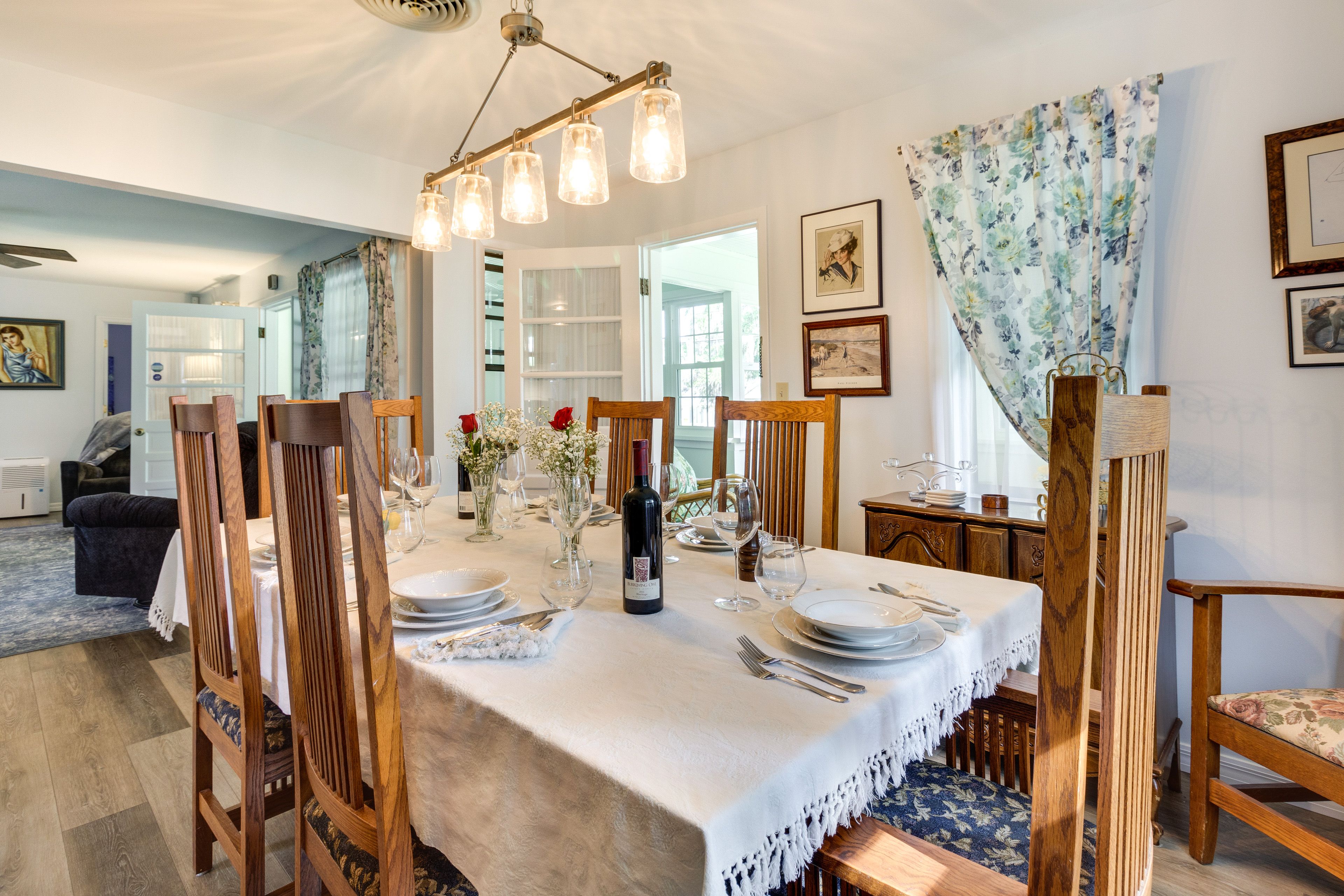 Dining Room | Fully Equipped Kitchen | Dishware & Flatware