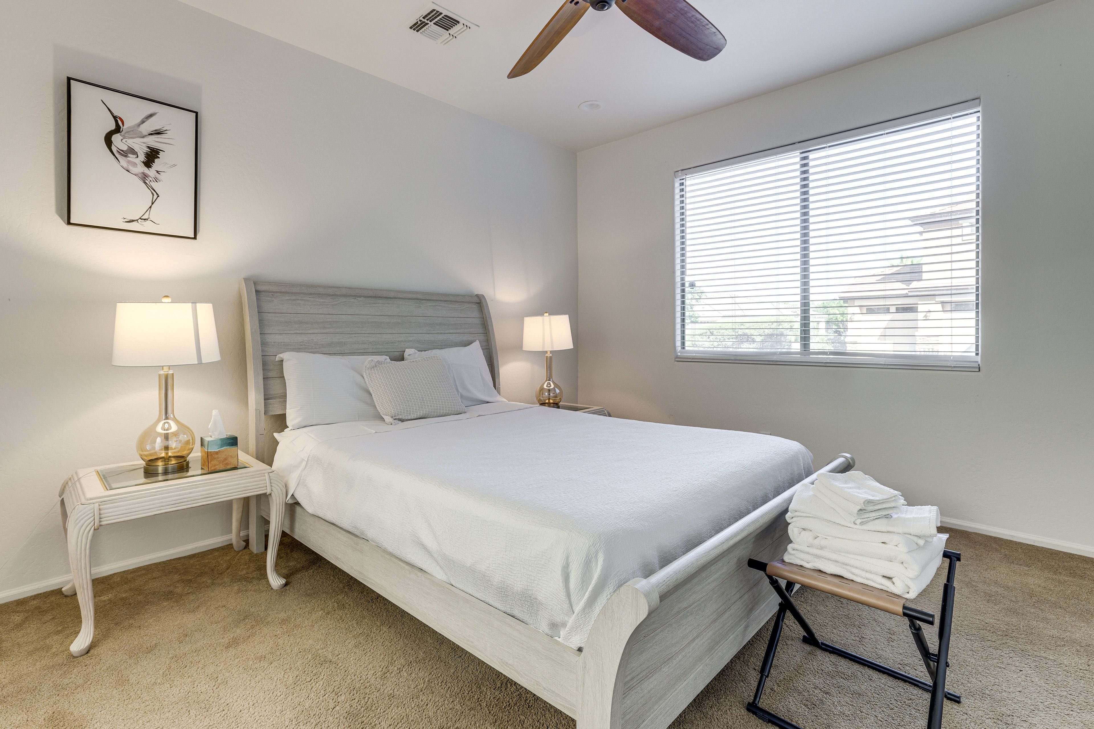 Bedroom 5 | Queen Bed | Smart TV | 1st Floor