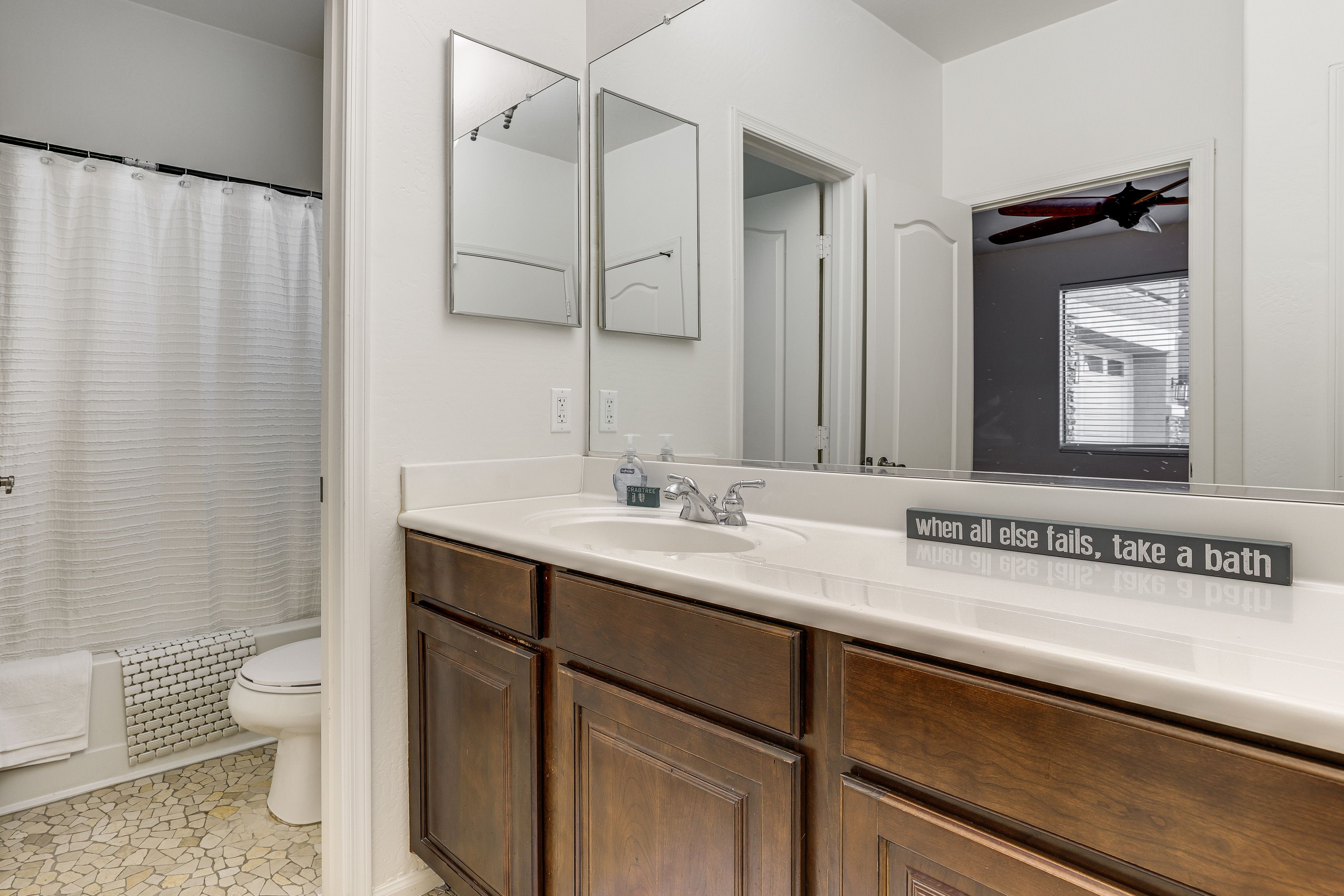 Full Bathroom | 1st Floor