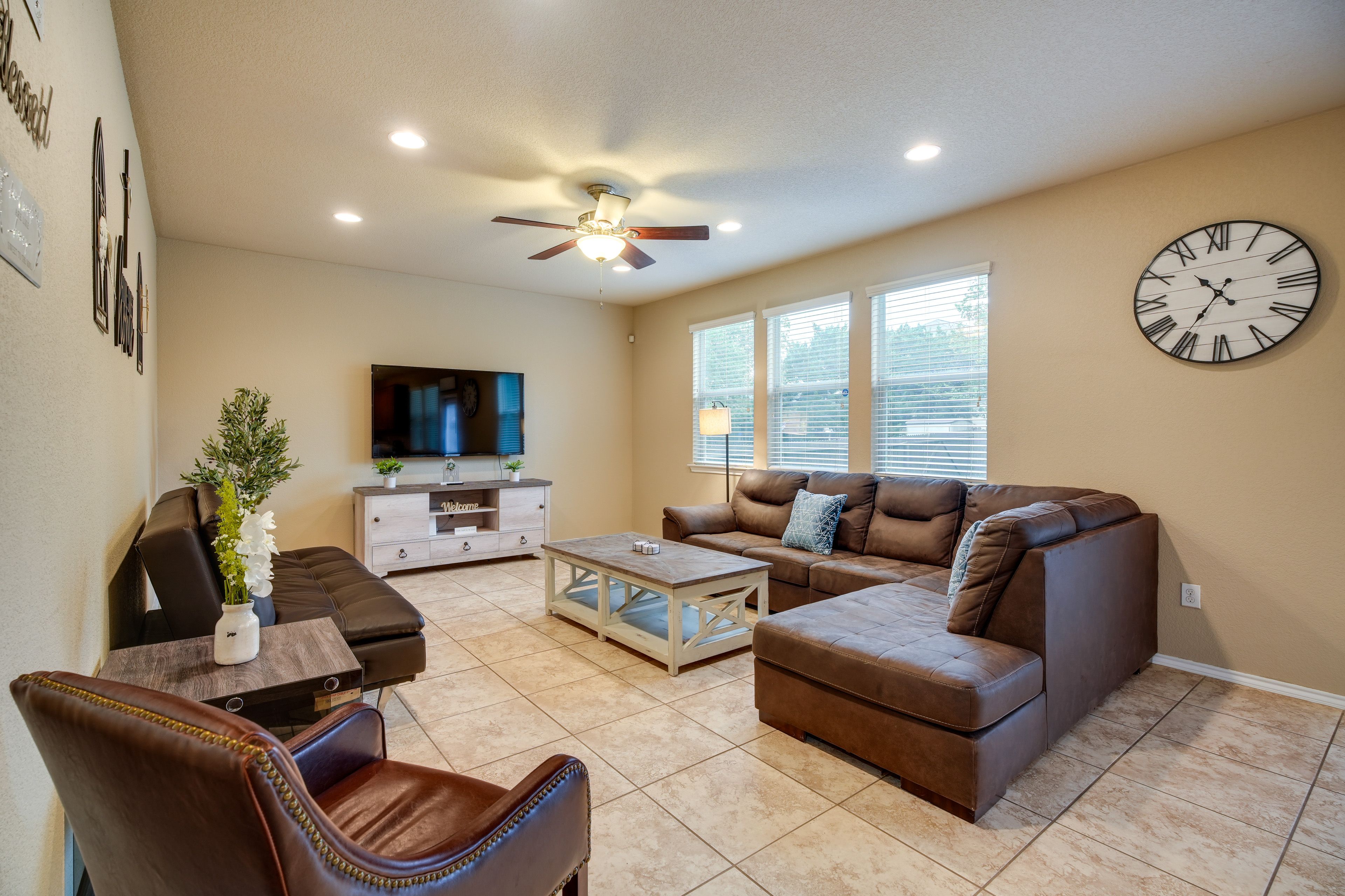 San Antonio Vacation Rental | 3BR | 2.5BA | 4 Steps to Enter | 2,223 Sq Ft
