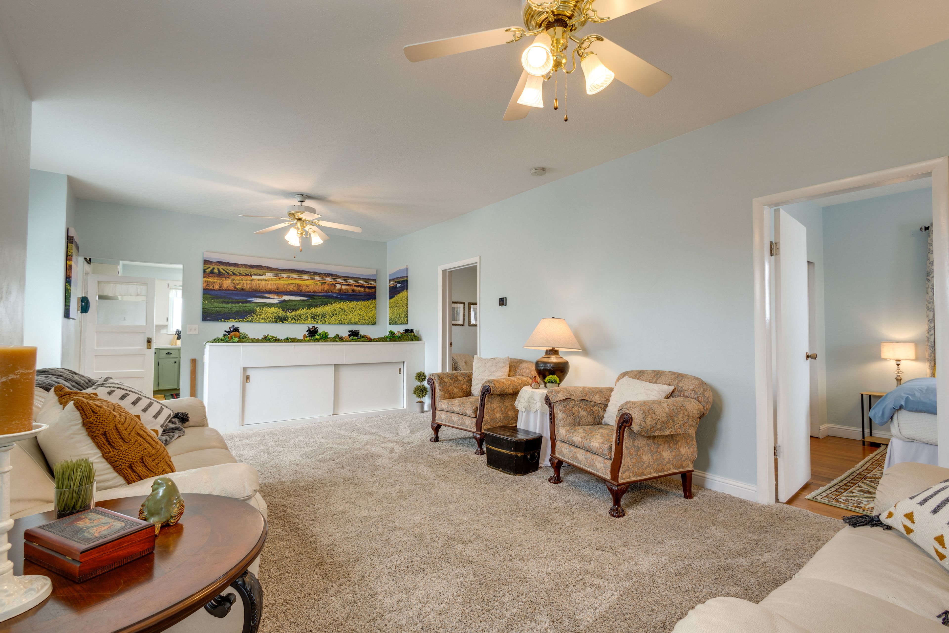 Burley Vacation Rental | 3BR | 2BA | 1 Step Required for Entry | 2,200 Sq Ft