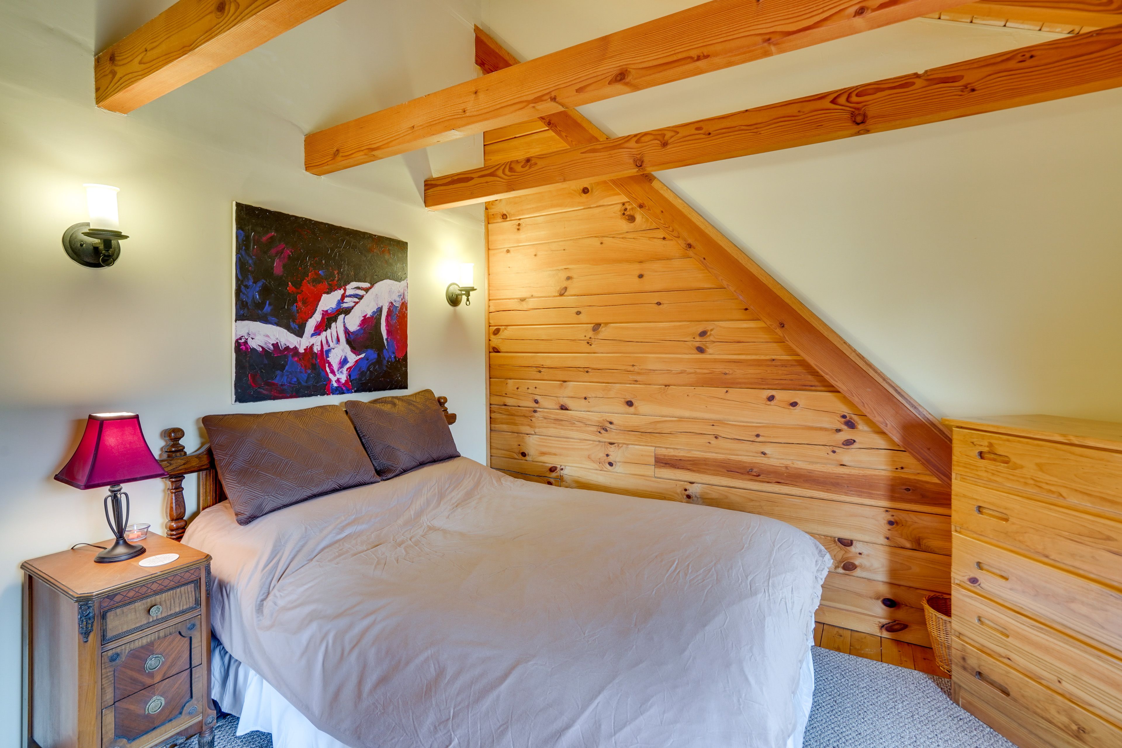 Bedroom 3 | Queen Bed | 2nd Floor