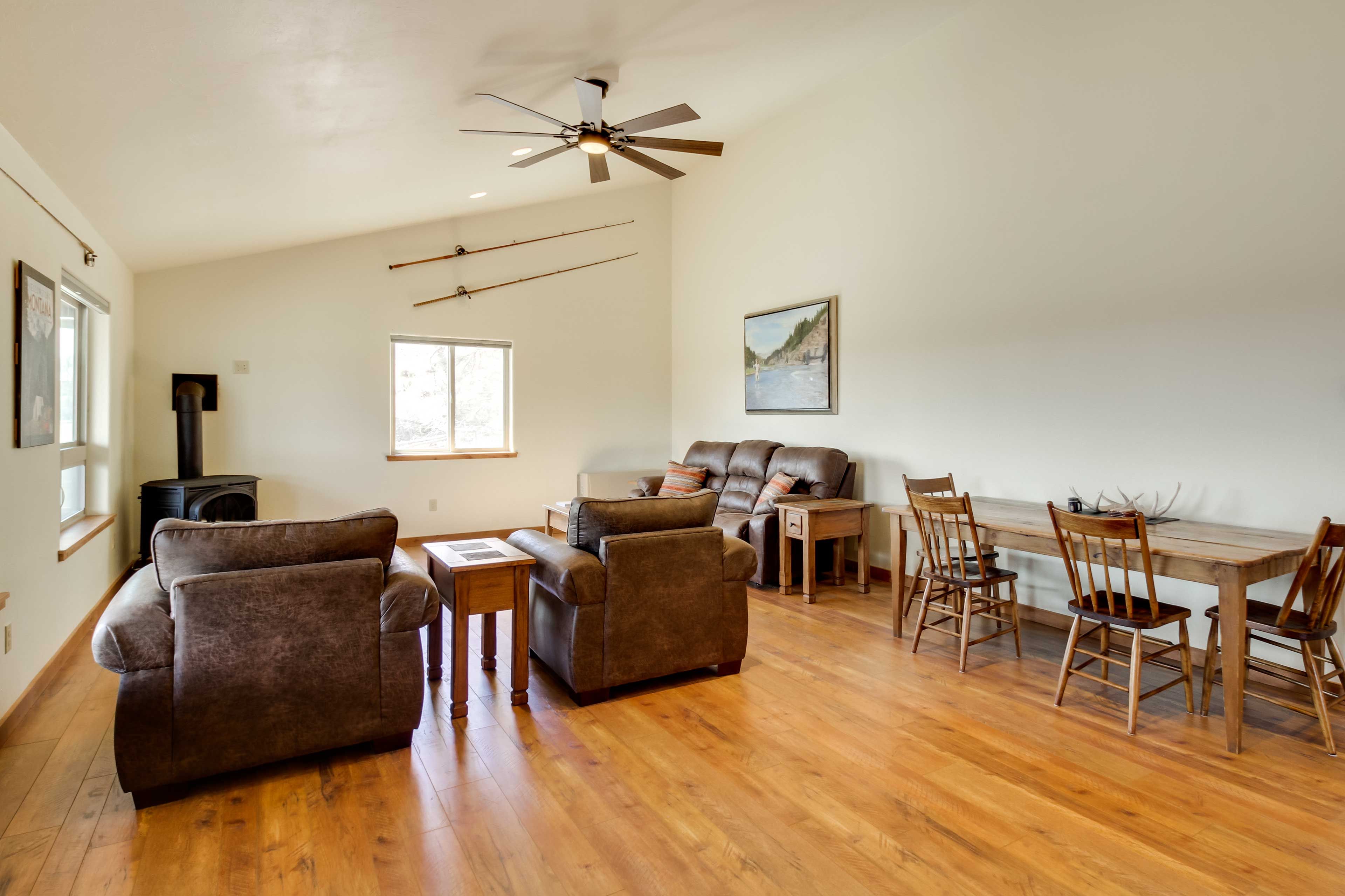 Living Room | Fireplace | Dining Area