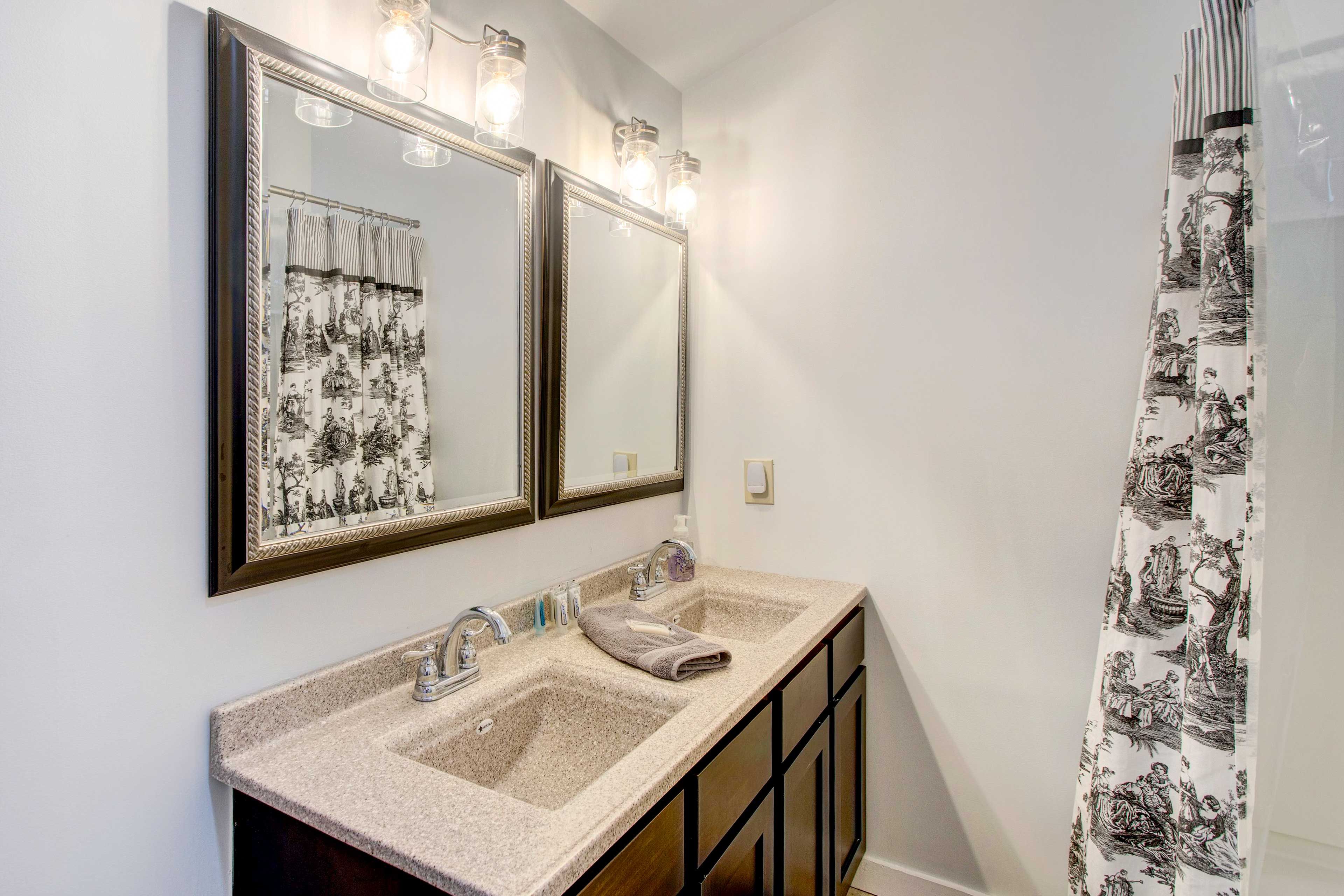 Full Bathroom