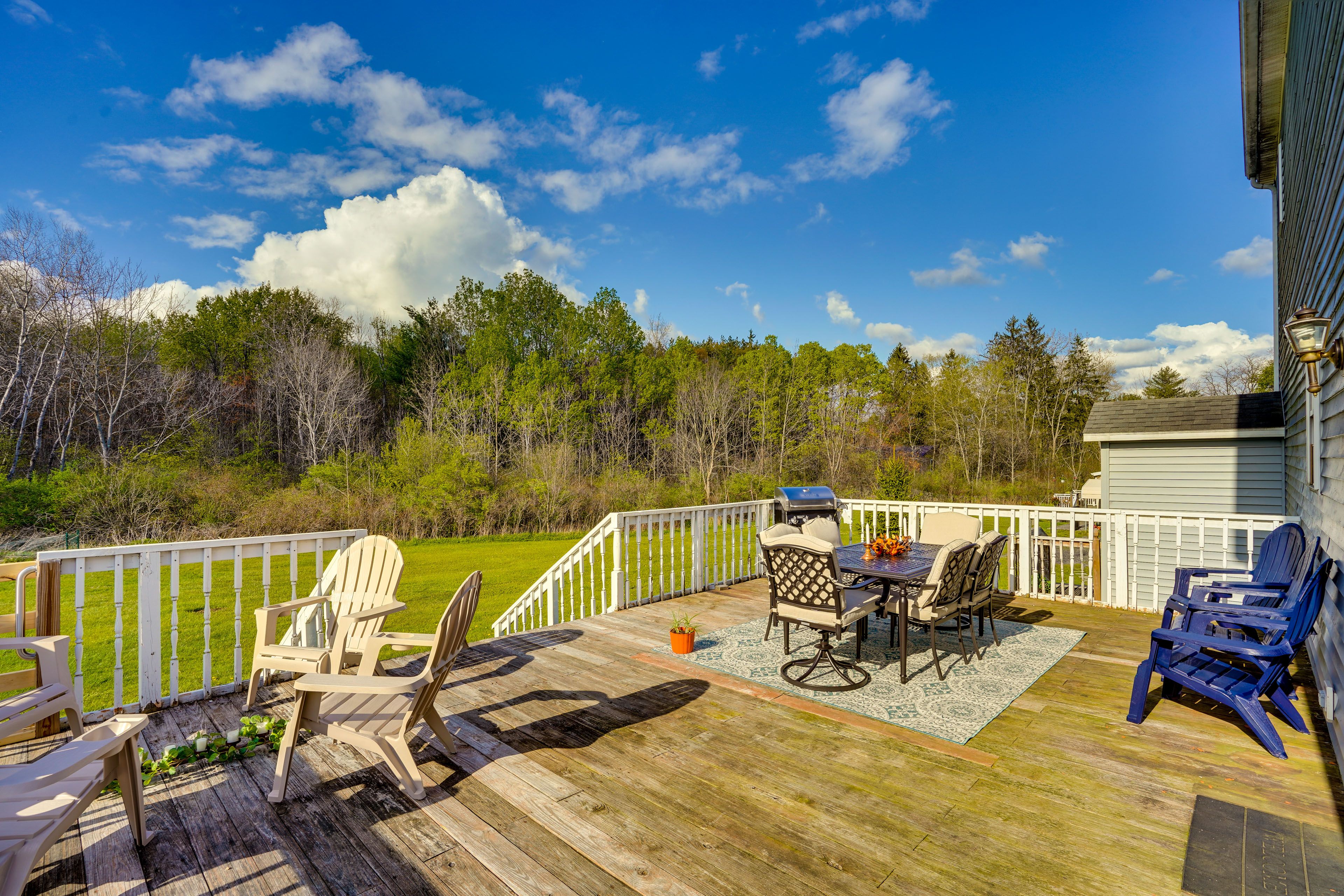 Back Deck | Wooded Backyard
