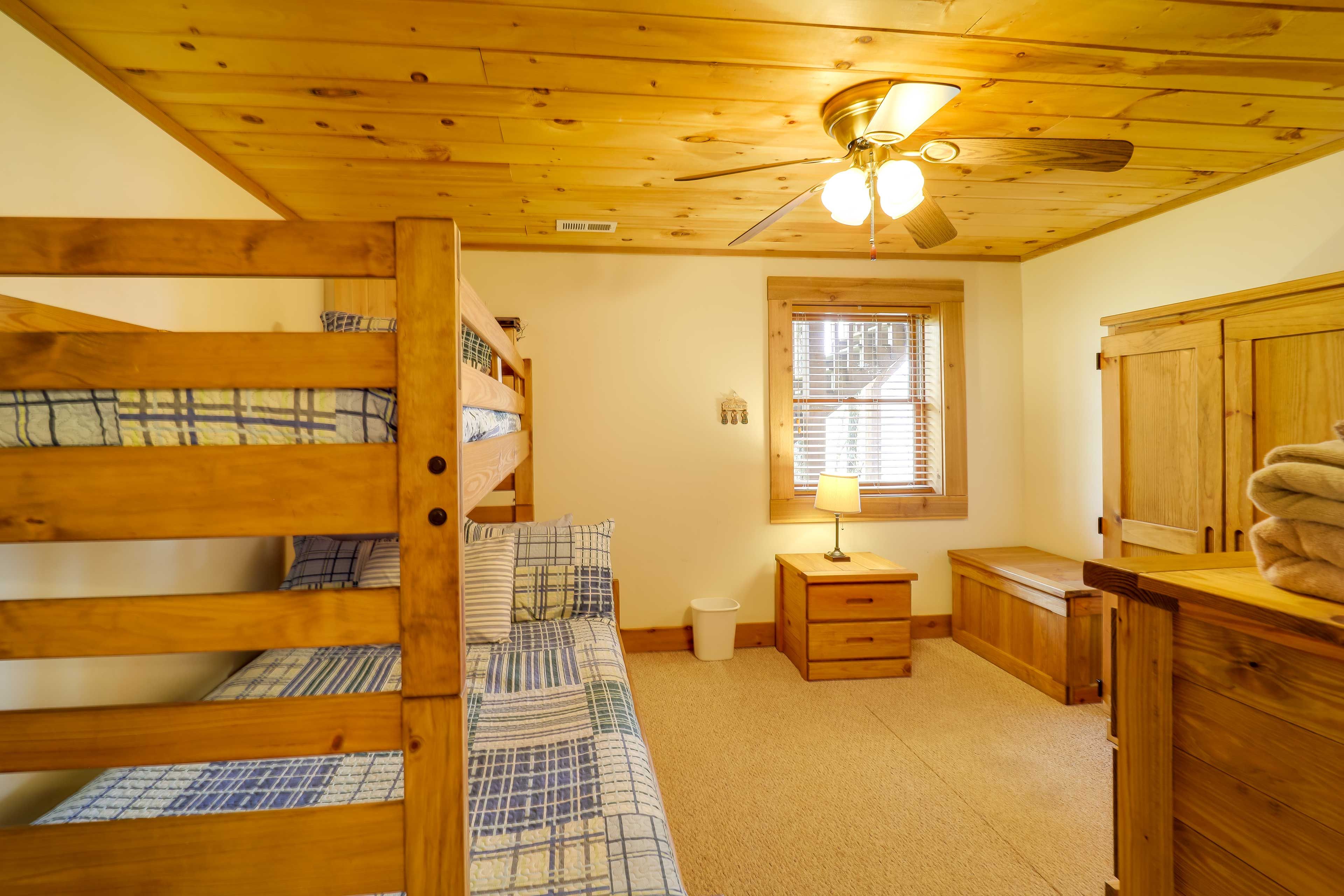 Bedroom 4 | Twin/Full Bunk Bed w/ Twin Trundle | En-Suite Bathroom