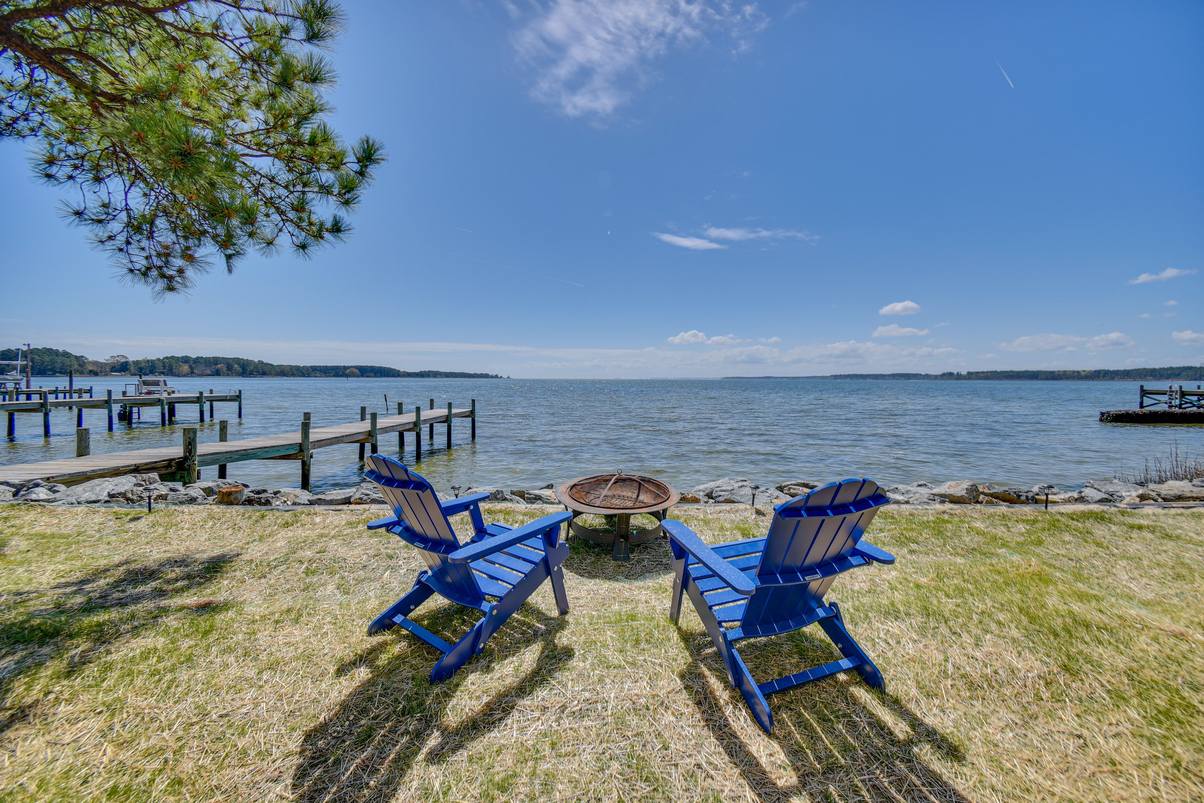 North Vacation Rental | 3BR | 2BA | 1,100 Sq Ft | Stairs Required