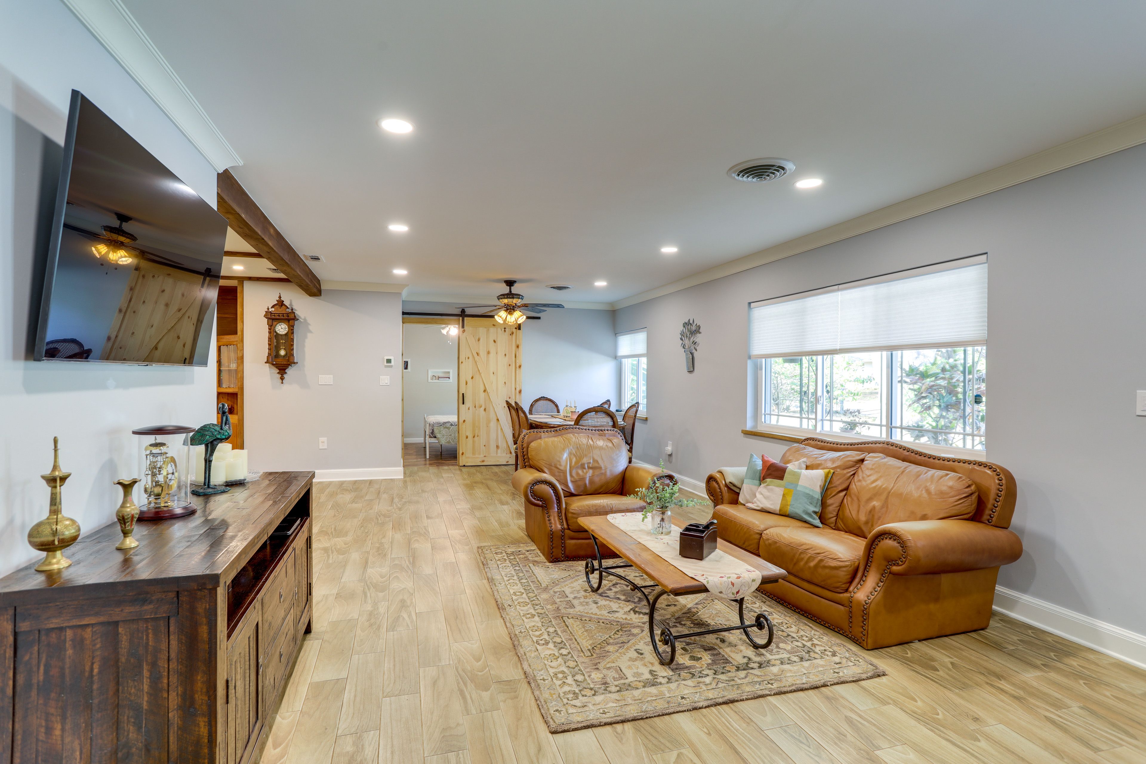 Living Room | Main Level | Smart TV | Central A/C + Heating