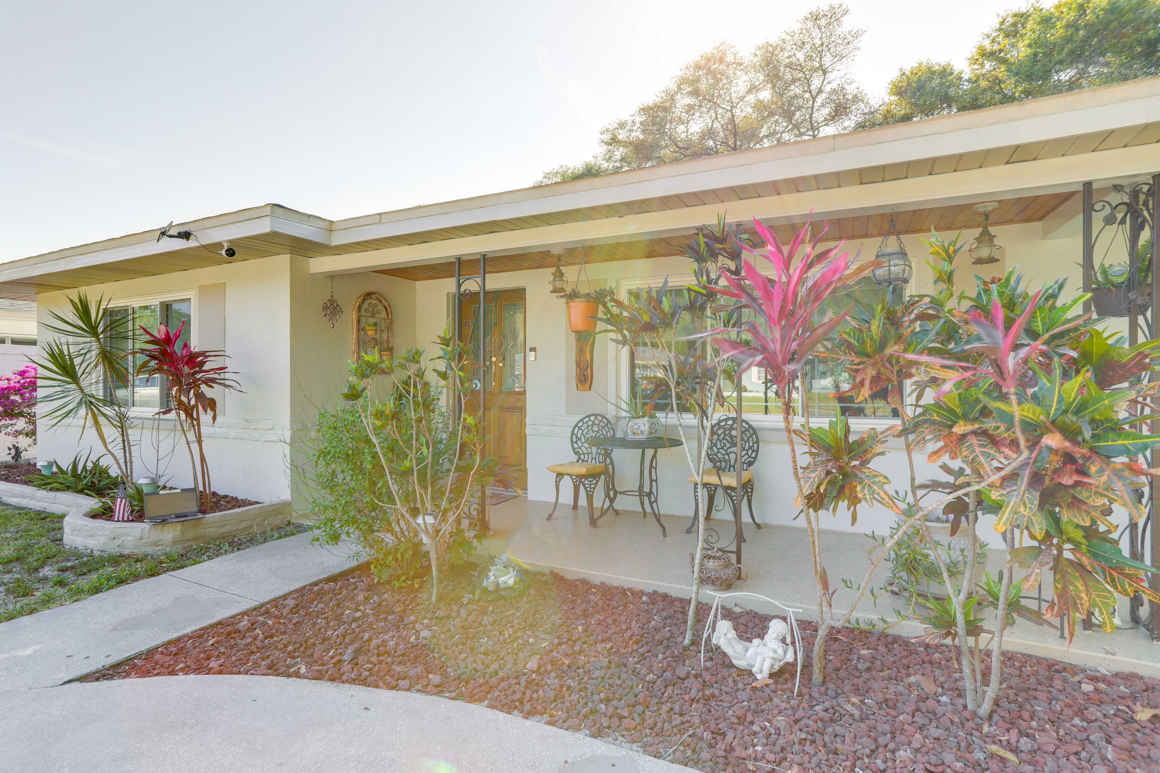 Home Exterior | 1 Exterior Security Camera (Facing Out)