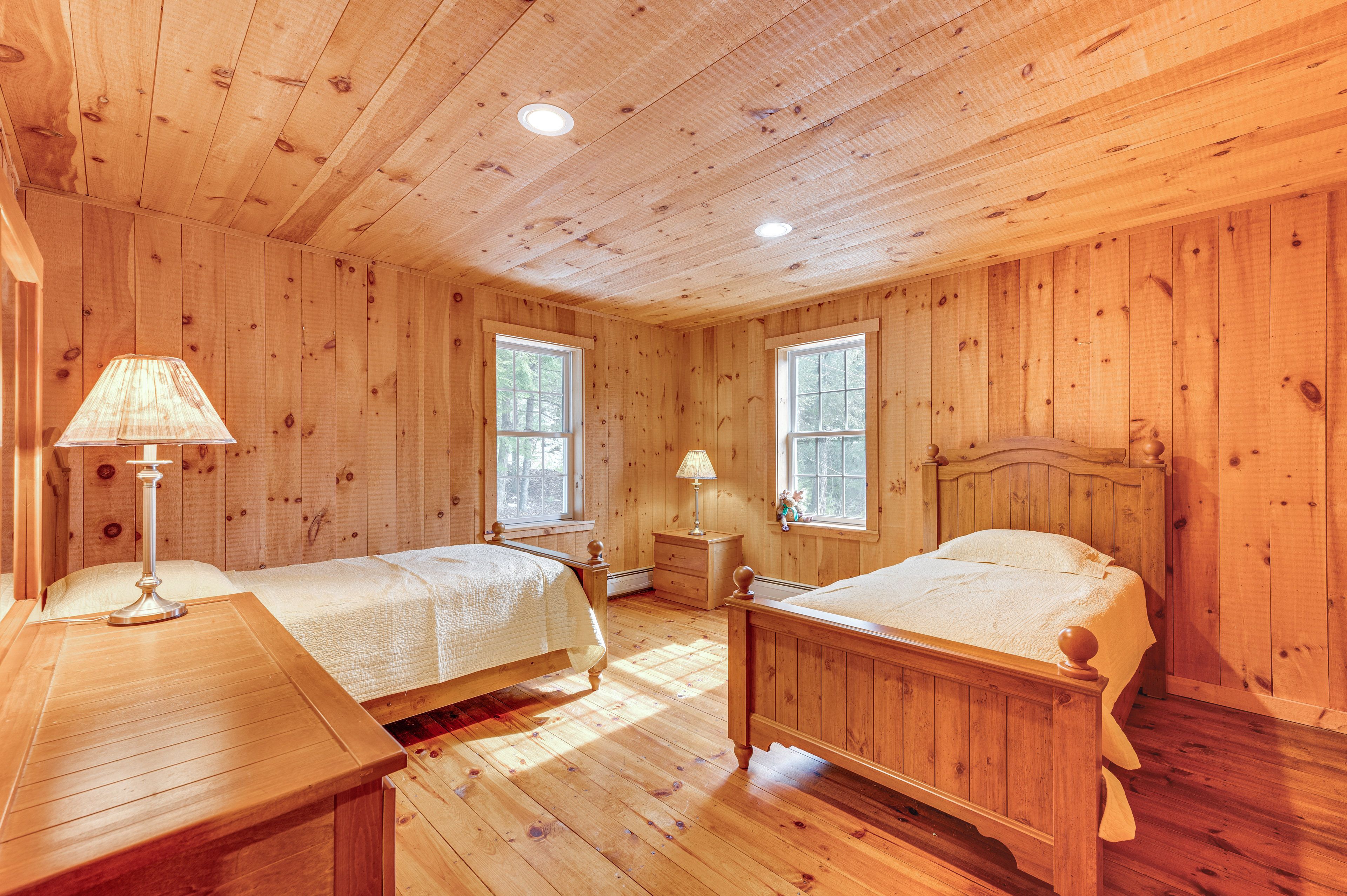 Bedroom 3 | 2 Twin Beds | Main Level