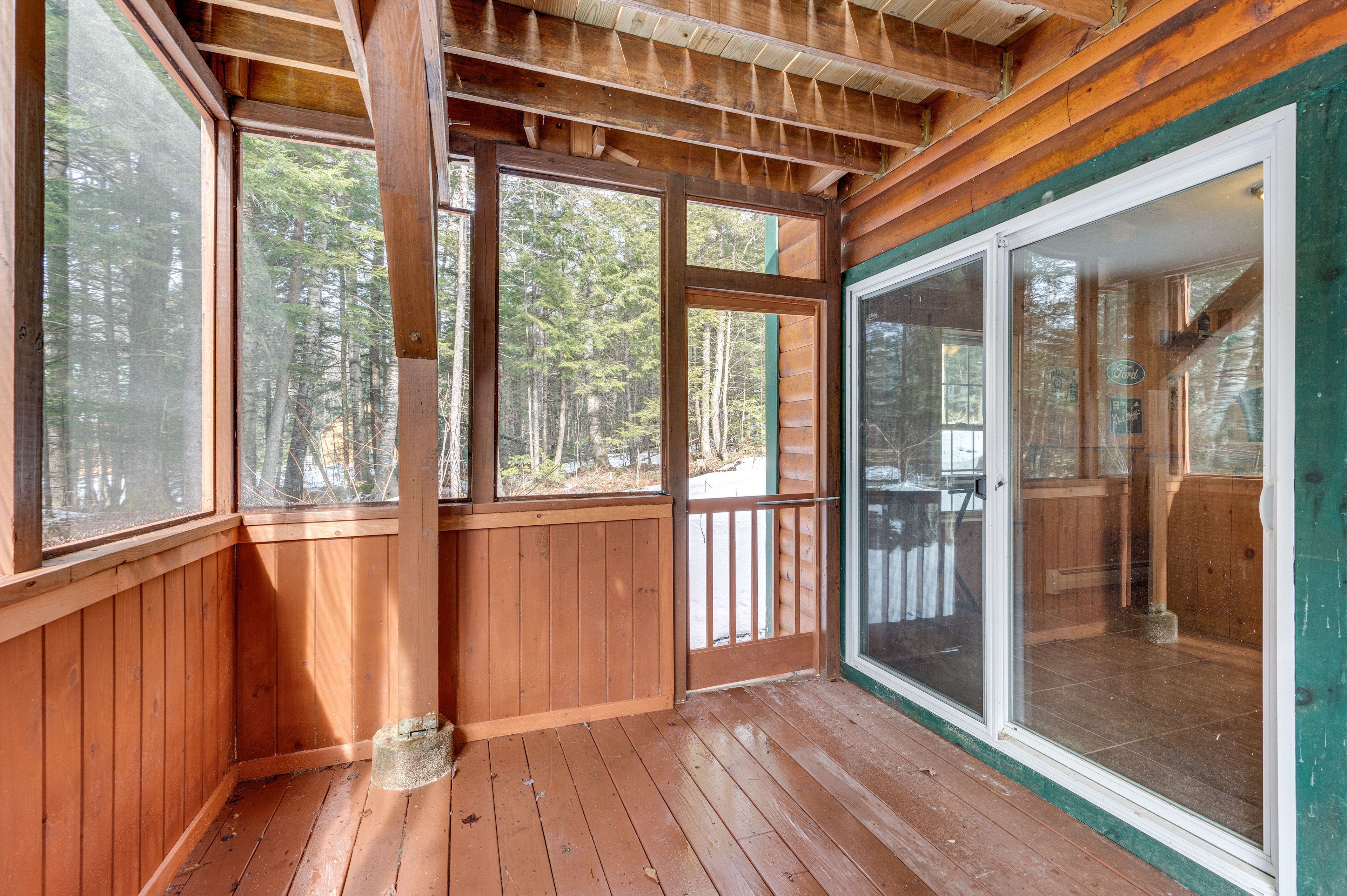 Screened-In Porch