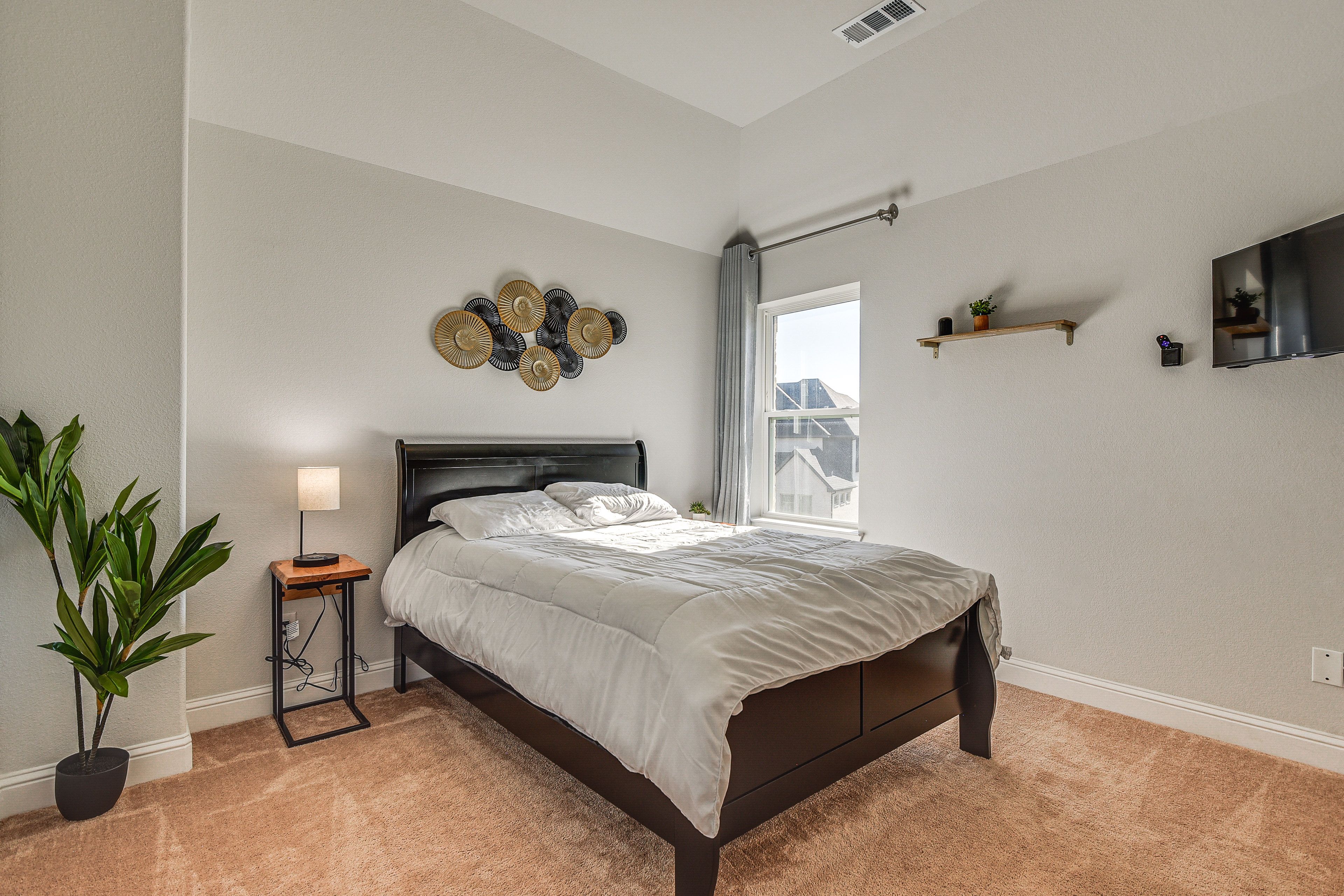 Bedroom 3 | 2nd Floor | Full Bed | En-Suite Bathroom