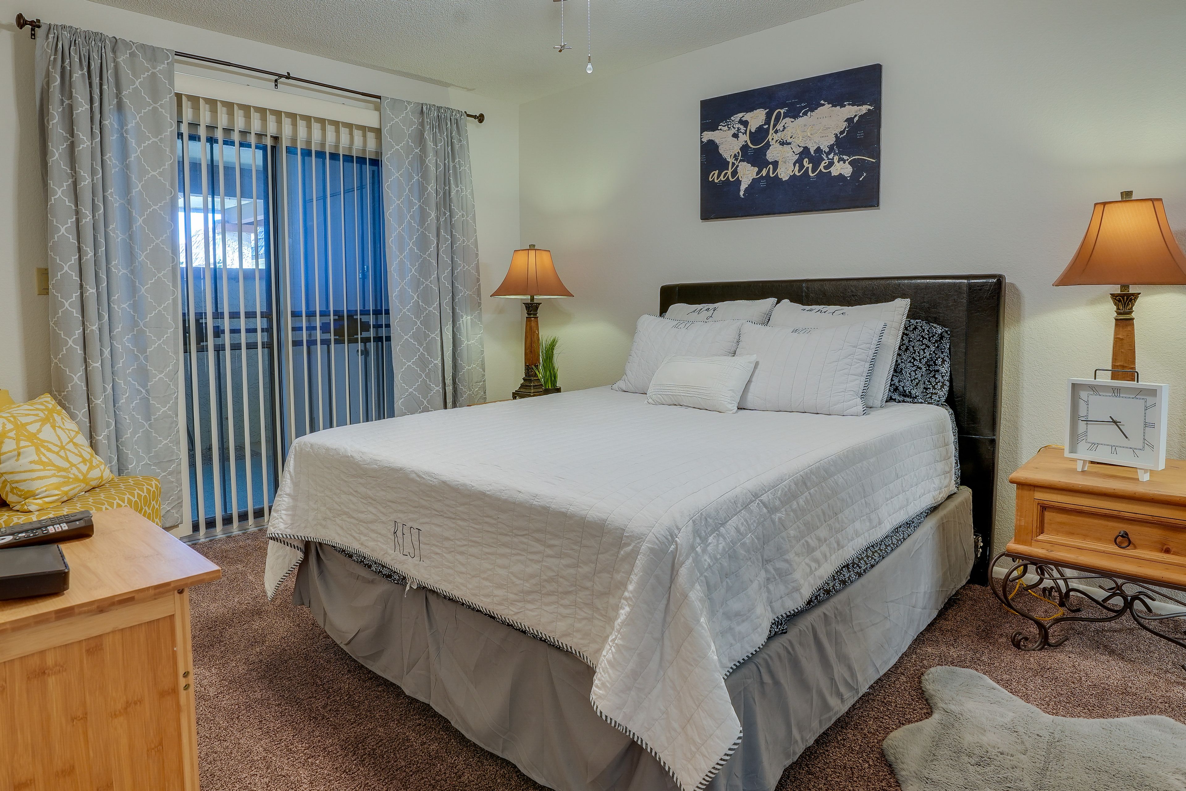 Bedroom 1 | Queen Bed | En-Suite Bathroom