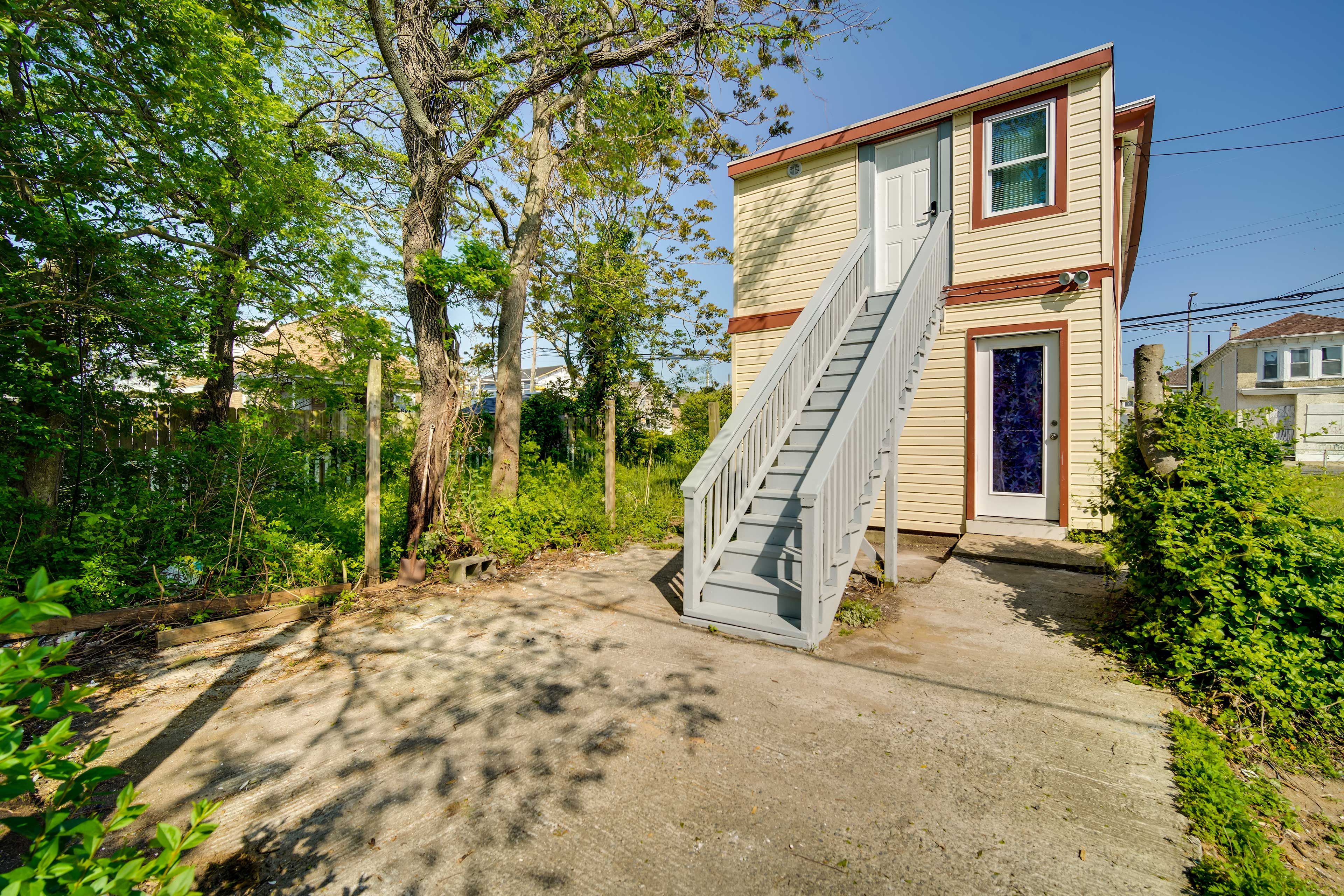 Exterior | Stairs to Unit | Shared Backyard