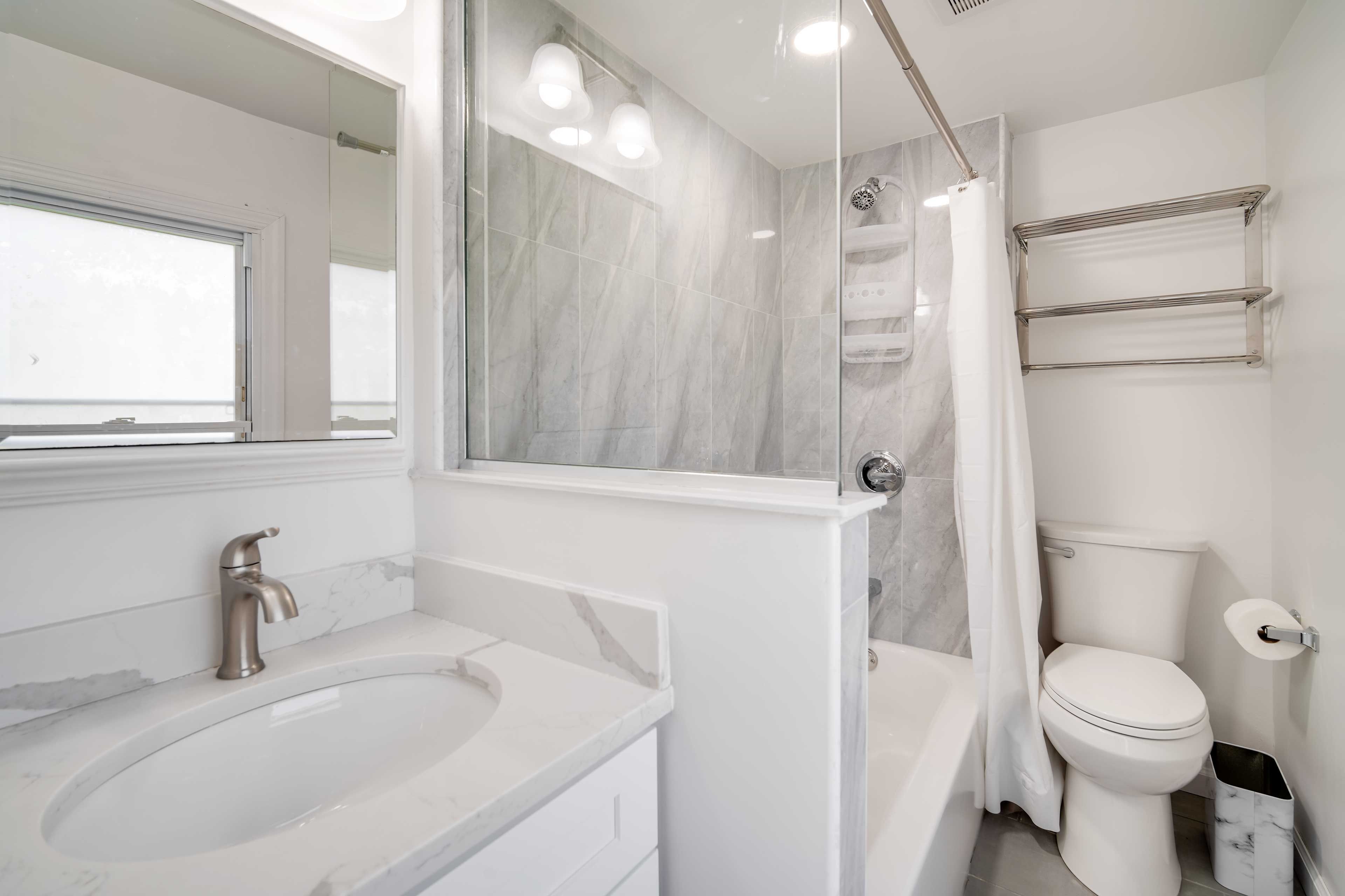 Bathroom | Complimentary Toiletries | Grab Rail in Shower