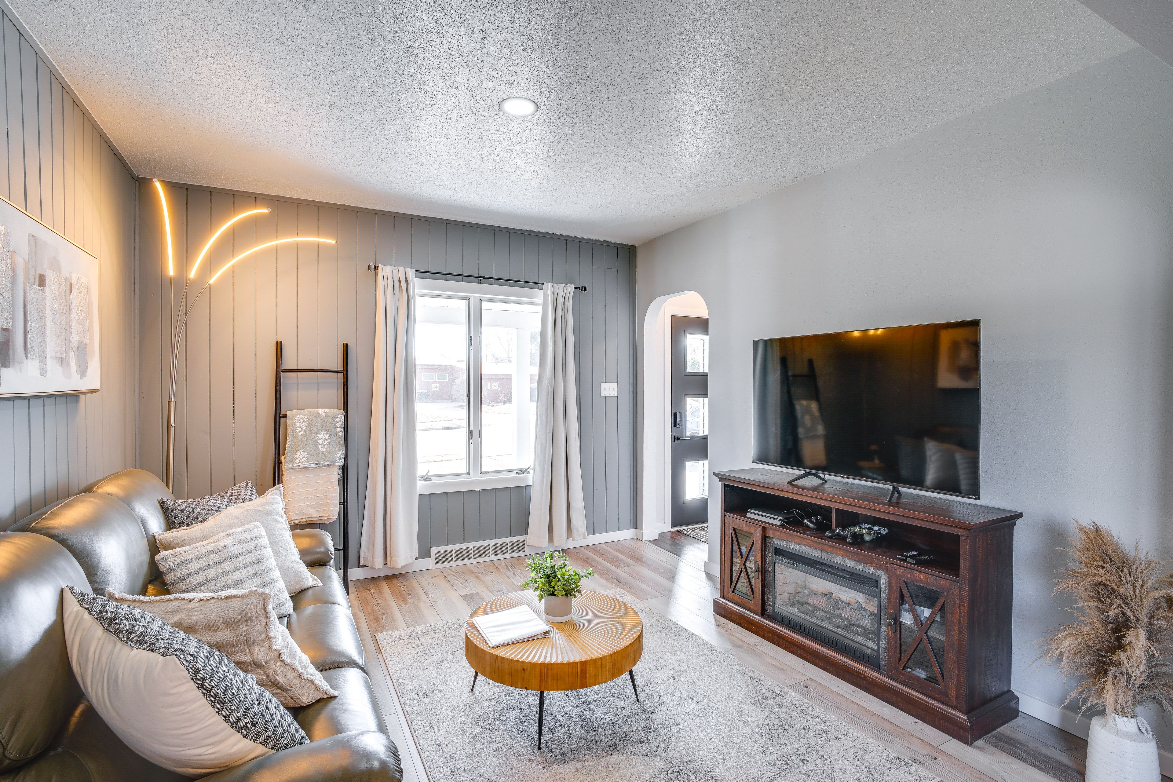 Manitowoc Vacation Rental | 3BR | 1.5BA | 1,384 Sq Ft | 1 Step to Enter