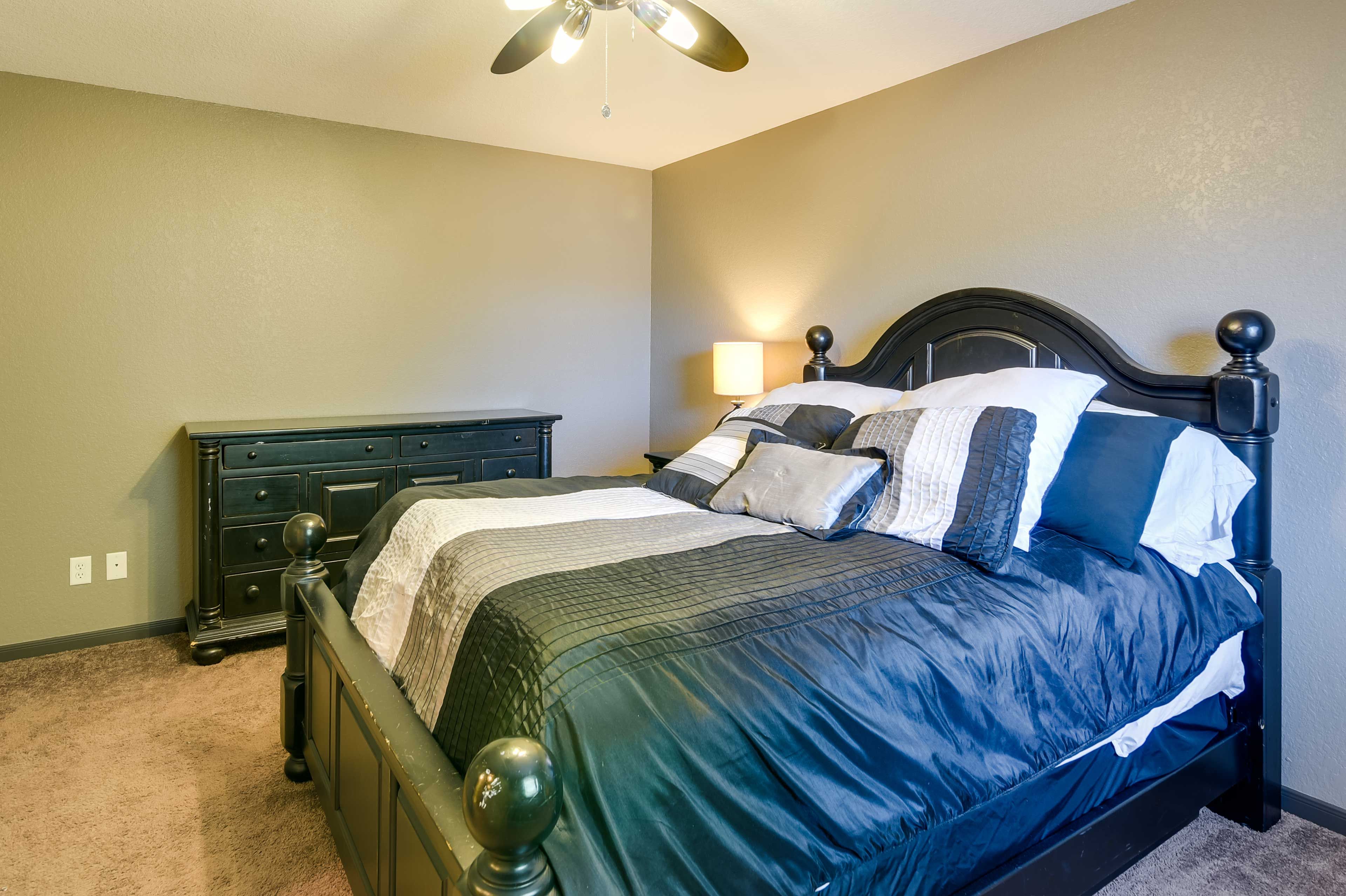 Bedroom 2 | Queen Bed | 2nd Floor