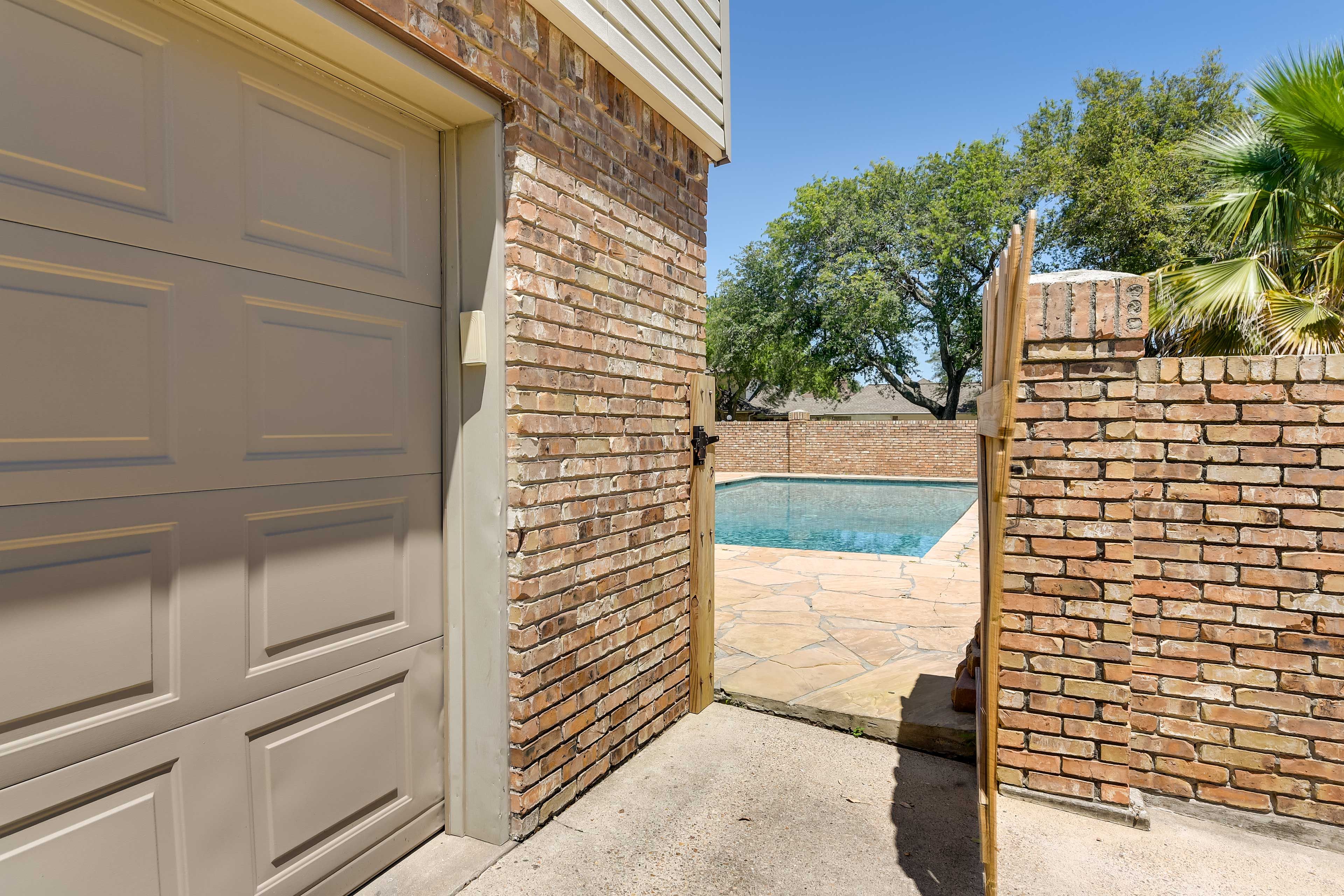 Guest House Access | Parking | Driveway (2 Vehicles)