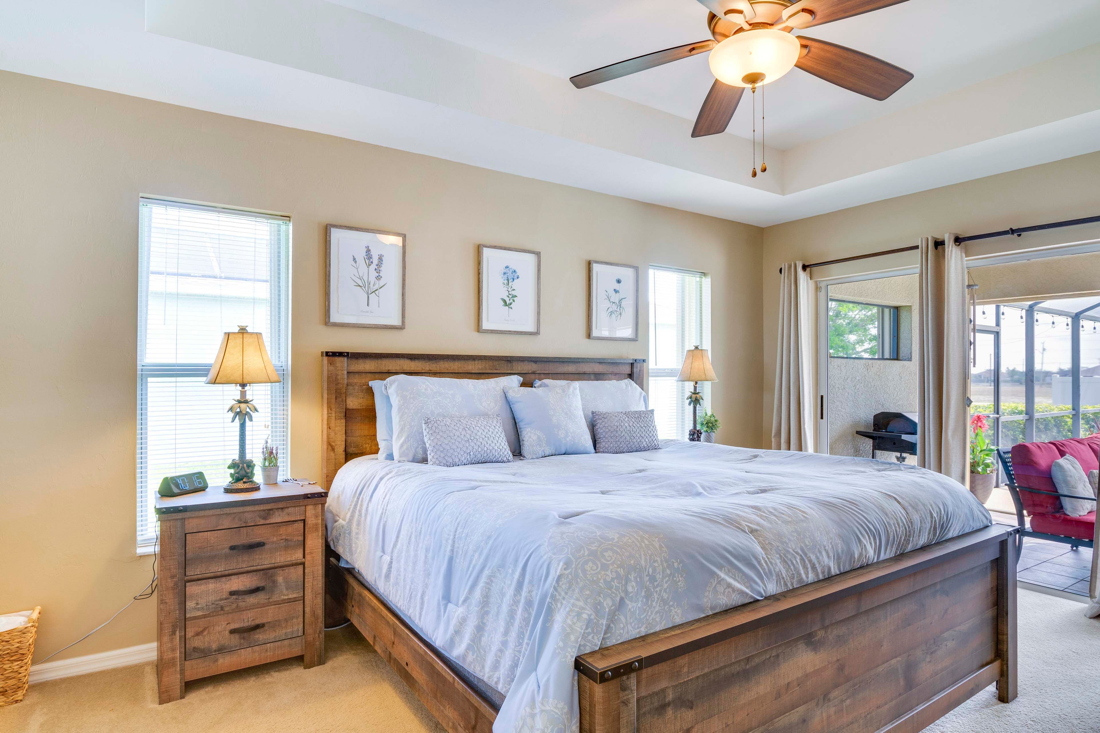 Bedroom 1 | King Bed | En-Suite Bathroom