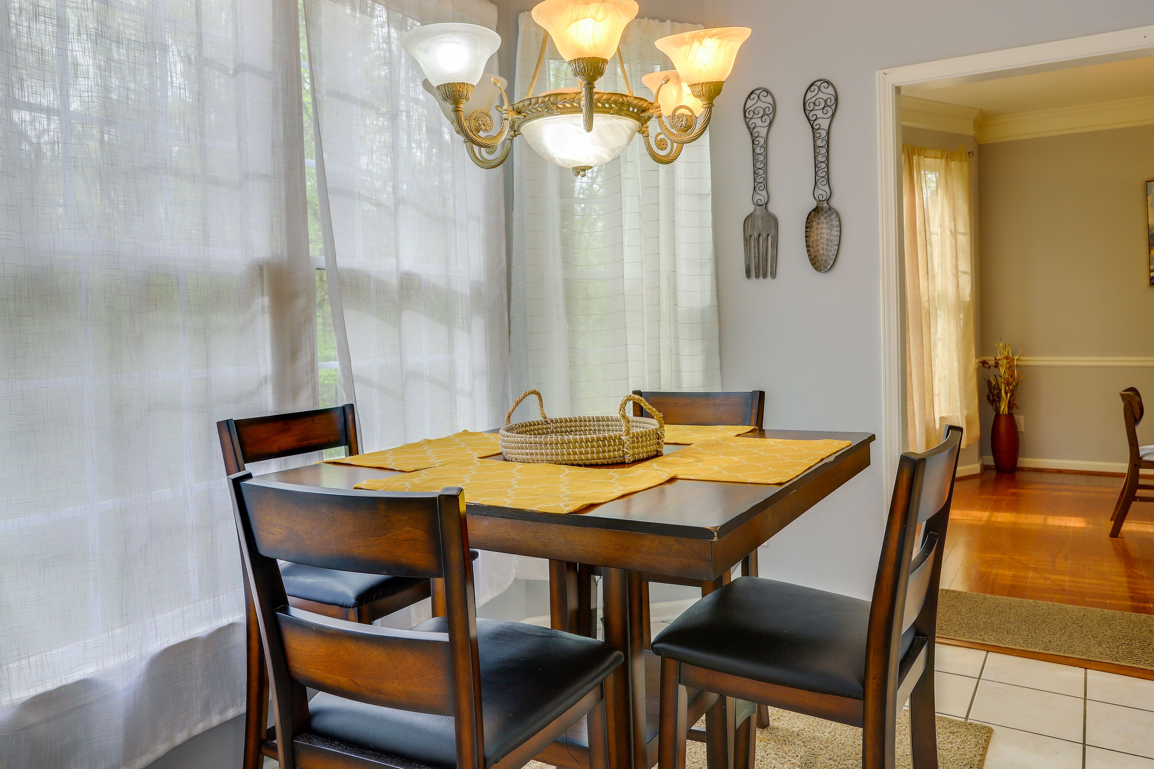 Breakfast Table
