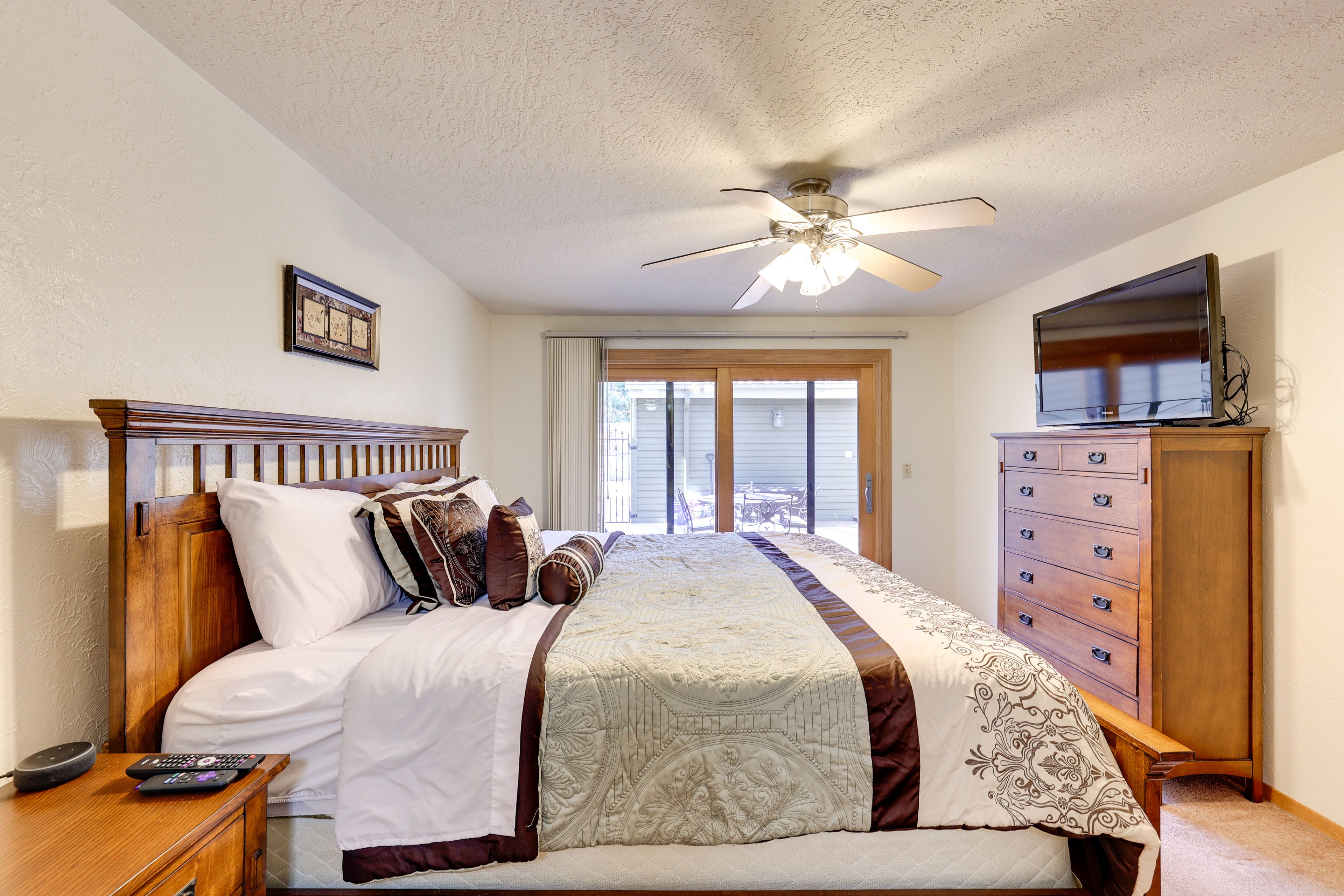 Bedroom 1 | King Bed | Linens Provided | TV w/ Roku | En-Suite Bathroom