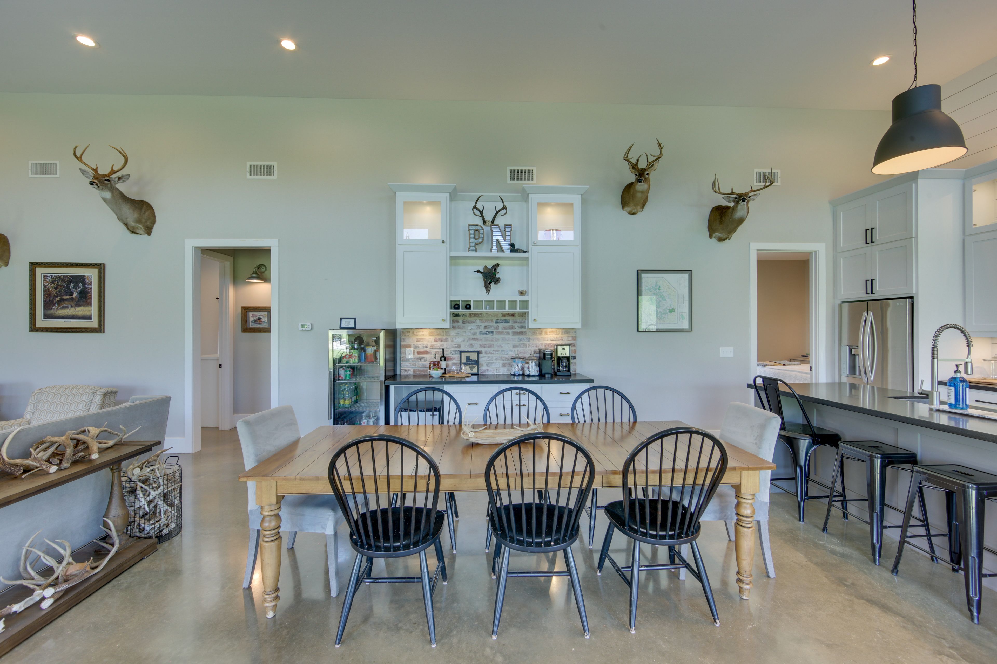 Dining Area | Dishware/Flatware Provided | Free WiFi | Central A/C