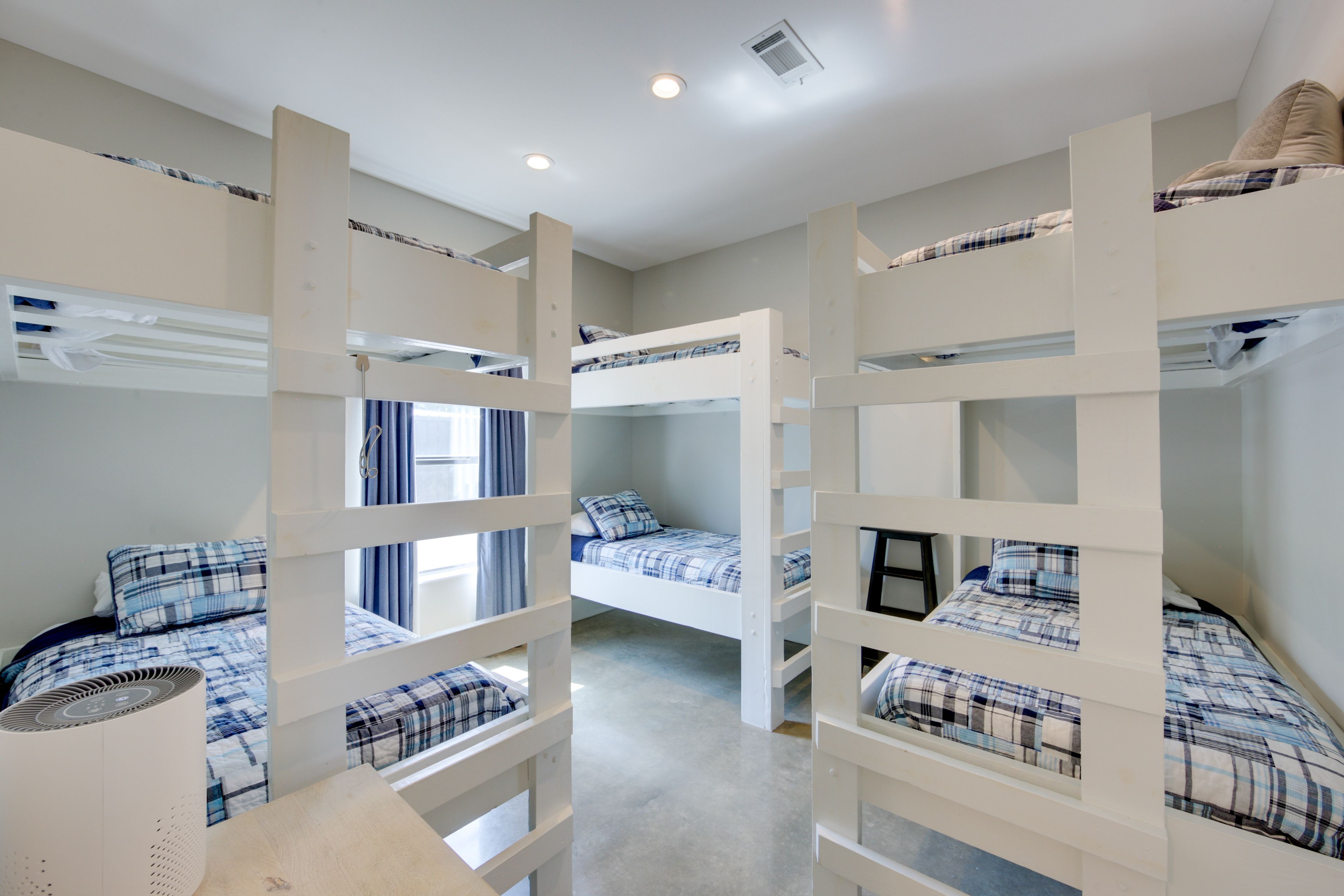 Bedroom 3 | 3 Twin Bunk Beds