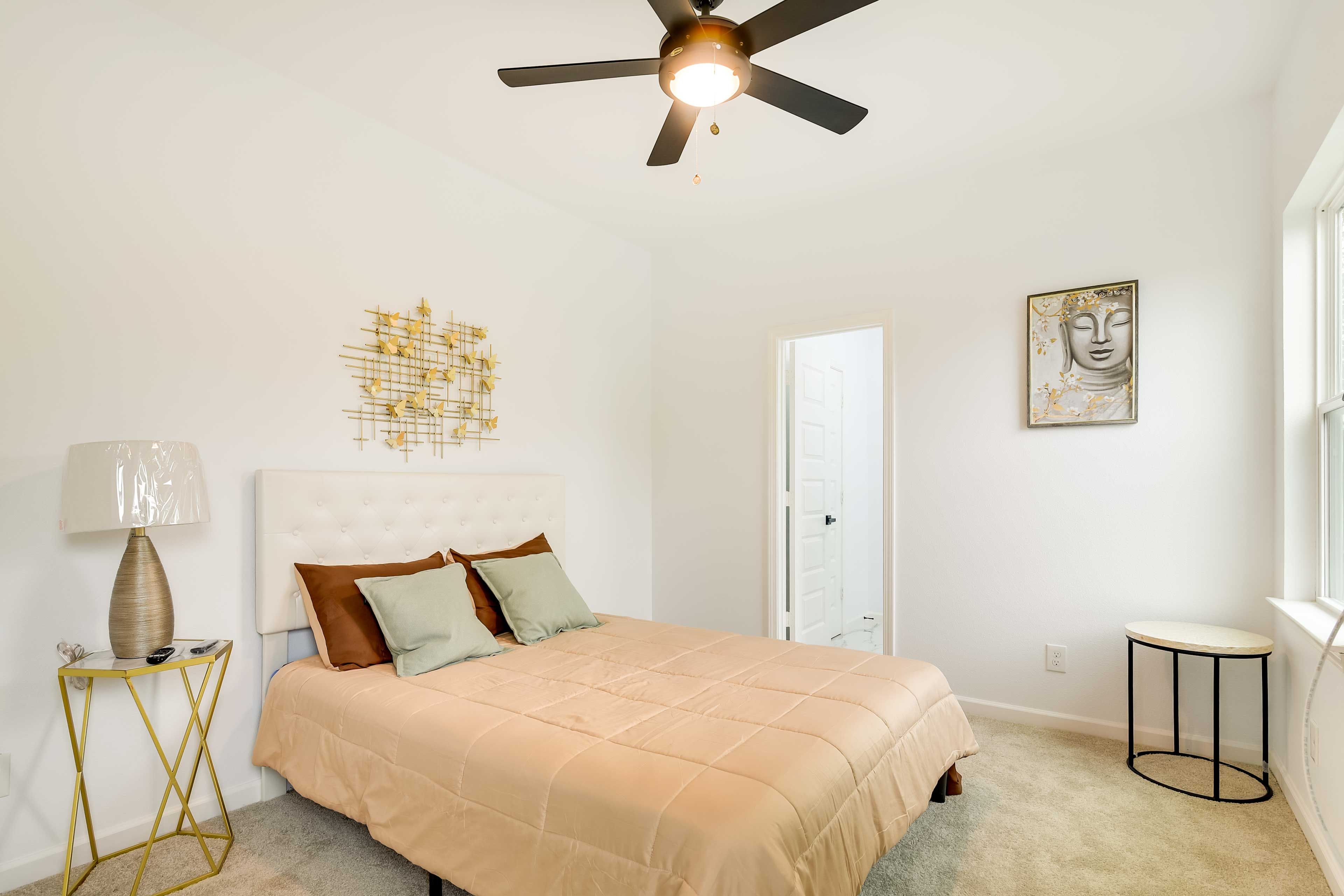 Bedroom 3 | Queen Bed | 2nd Floor | Linens Provided