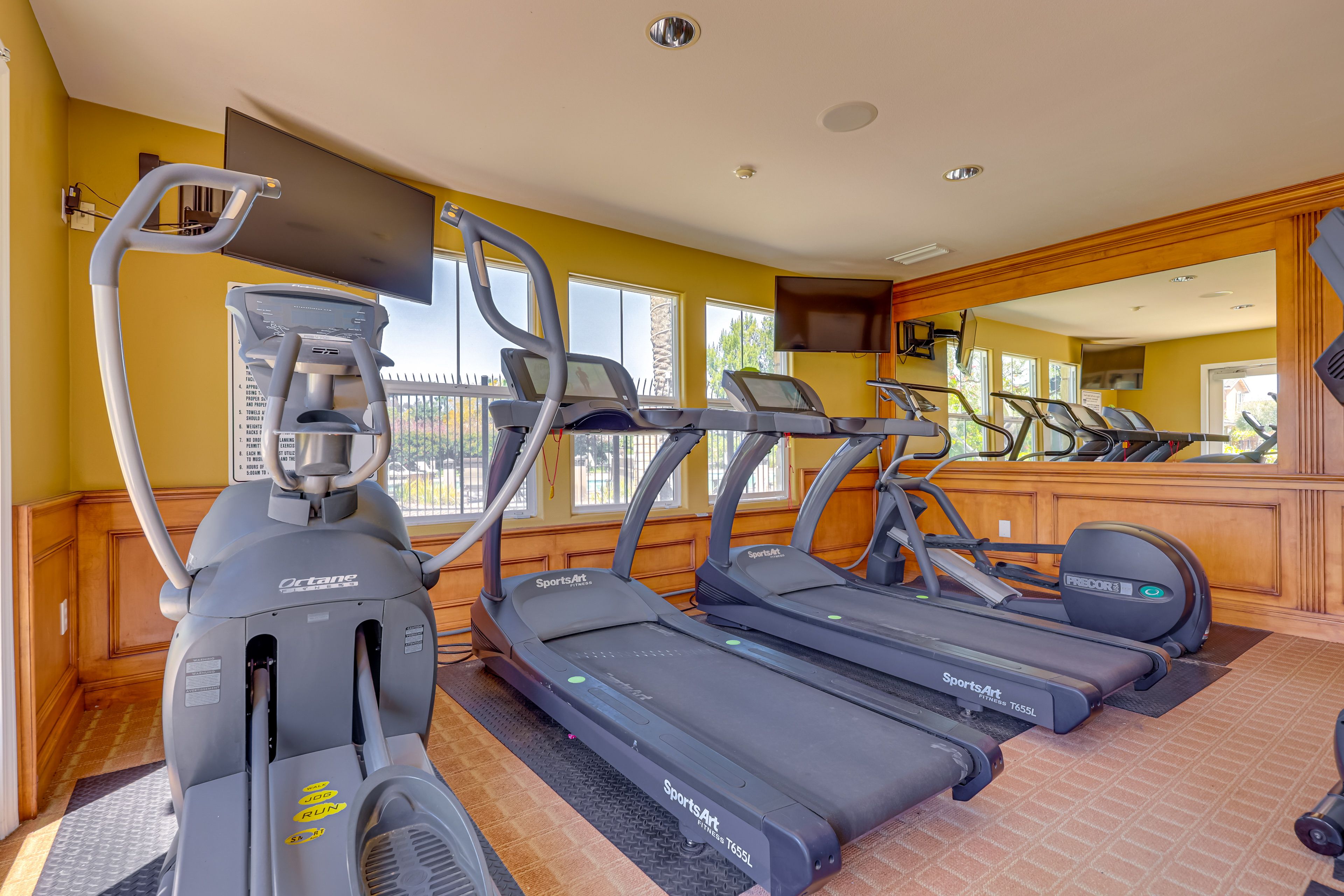Village at the Park Community Amenities | Community Gym