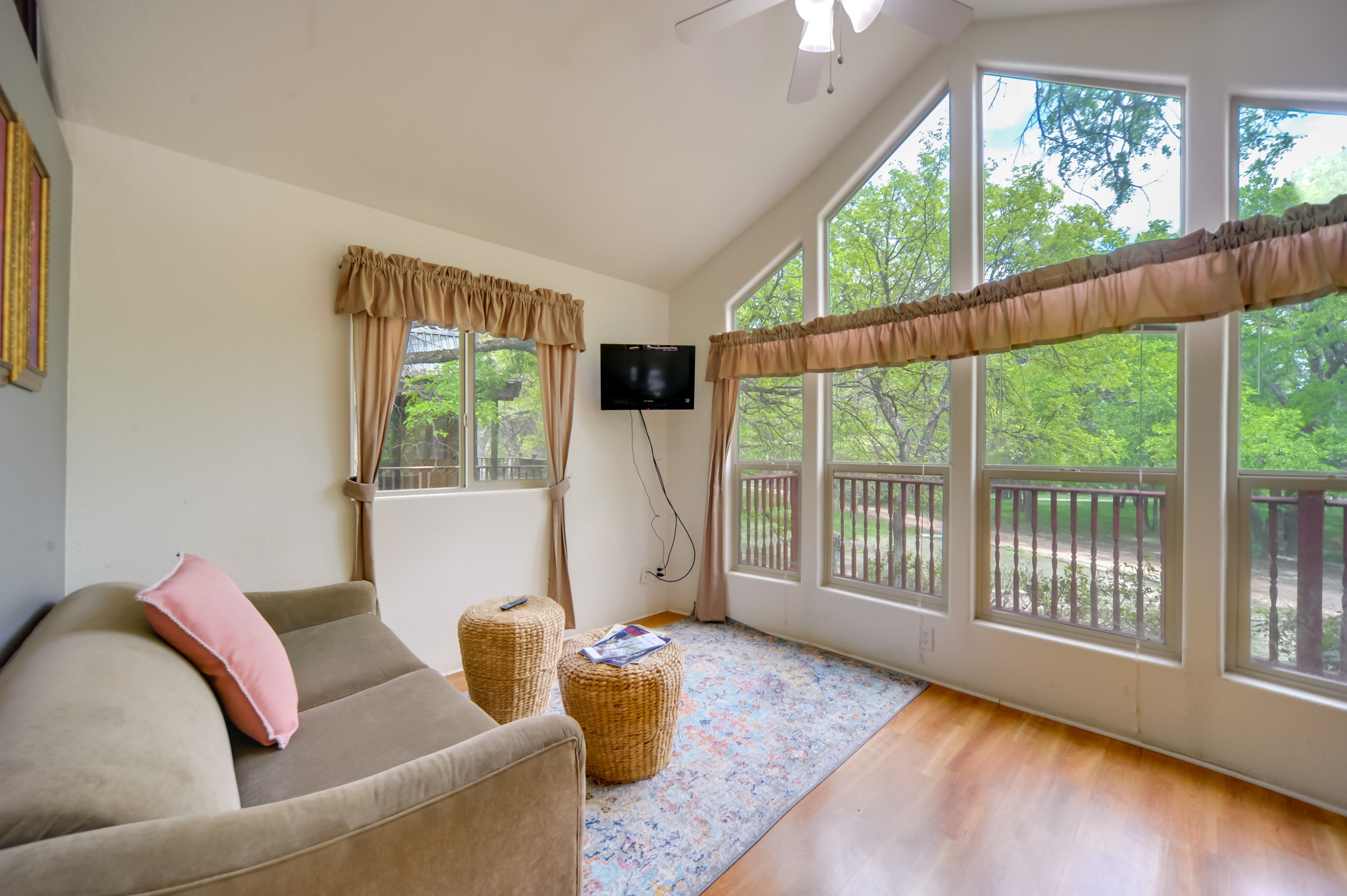 Fredericksburg Vacation Rental | 1BR | 1BA | Stairs Required | 350 Sq Ft