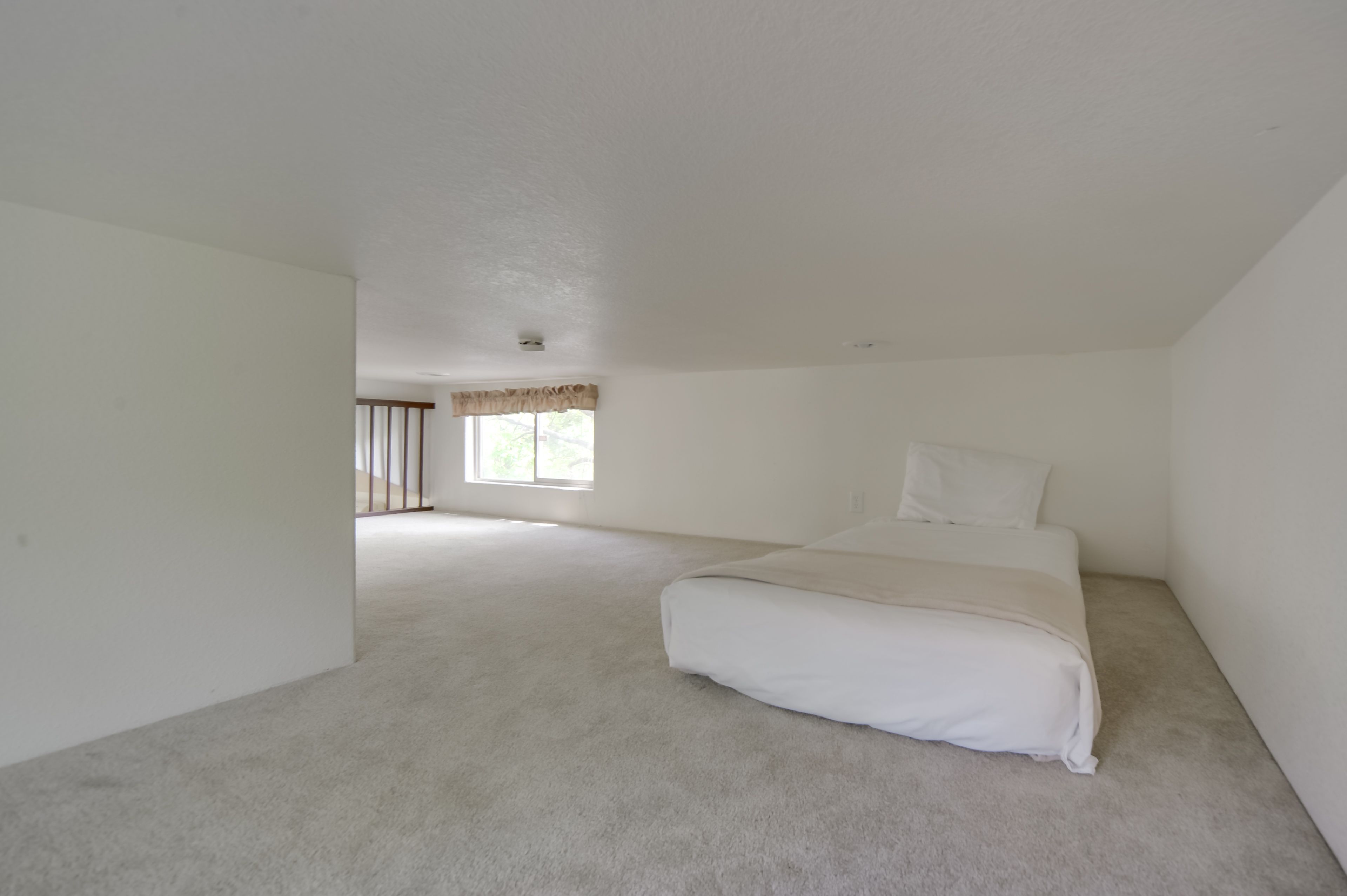 Loft | Twin Floor Mattress