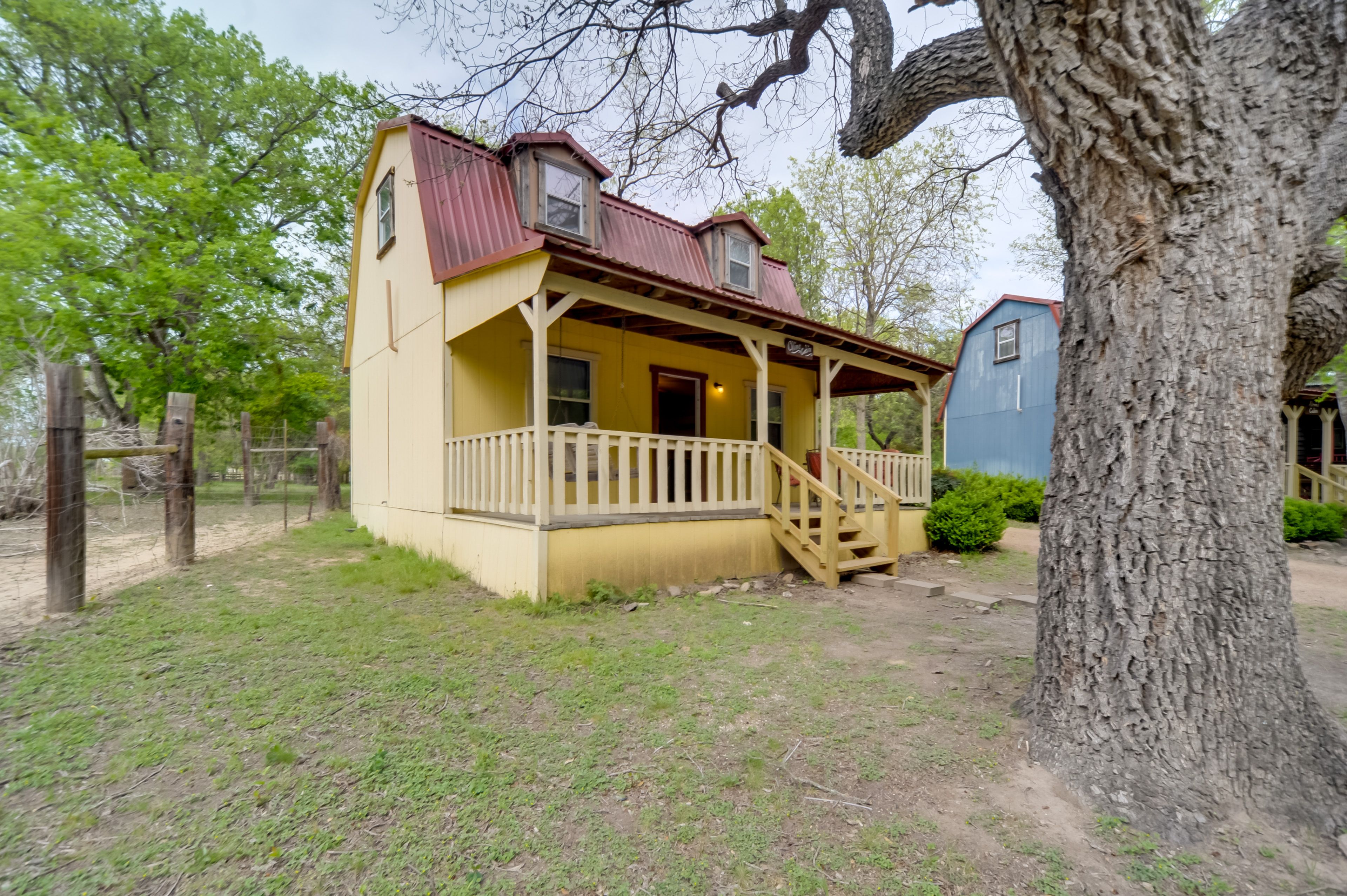 Studio Cabin Exterior